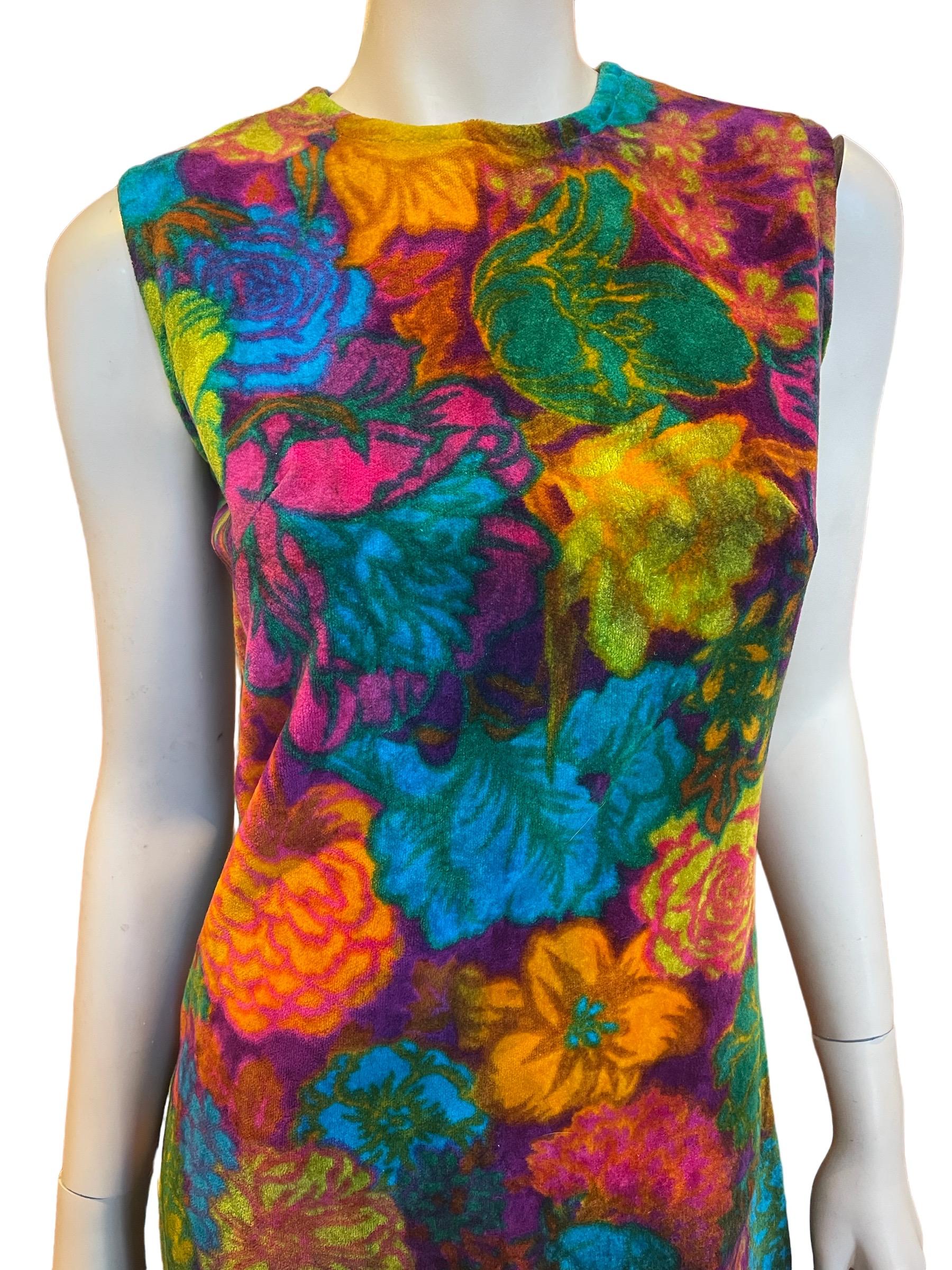 Women's or Men's 1960s Flower Power Sleeveless A-Line Dress For Sale