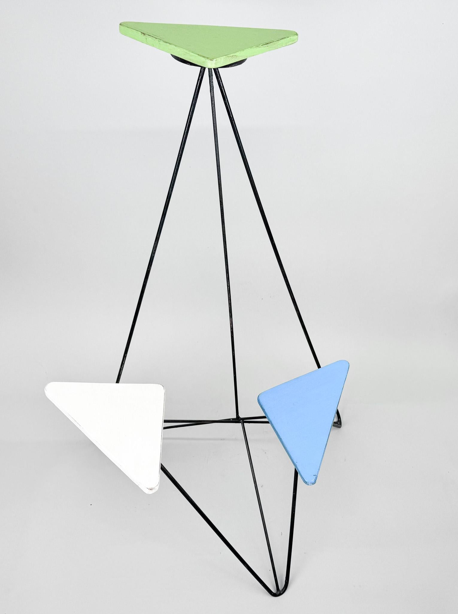 Vintage Flower or decoration stand, made of metal. Very popular and seeked after in the 1960's to 1970's.