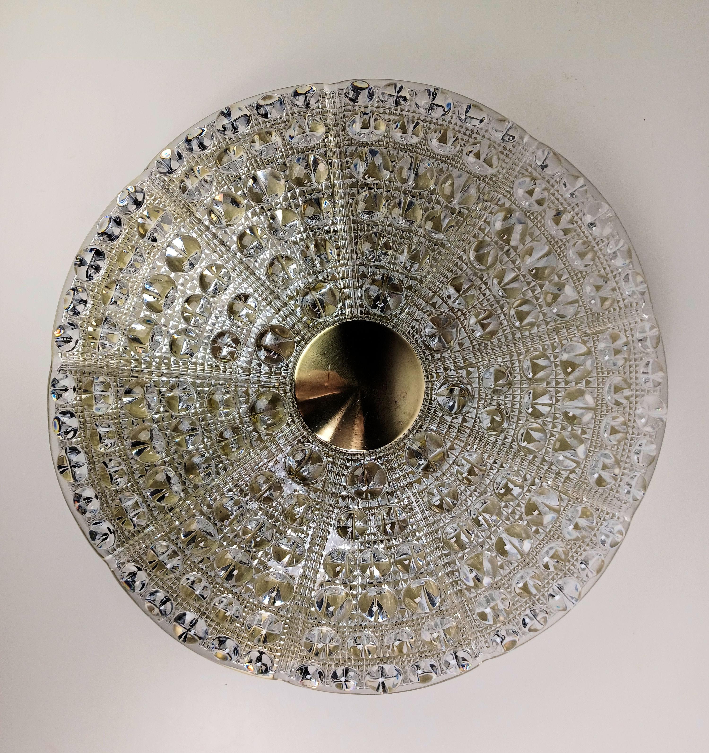 Lustre encastré en verre et laiton des années 1960 par Carl Fagerlund pour Lyfa en vente 1