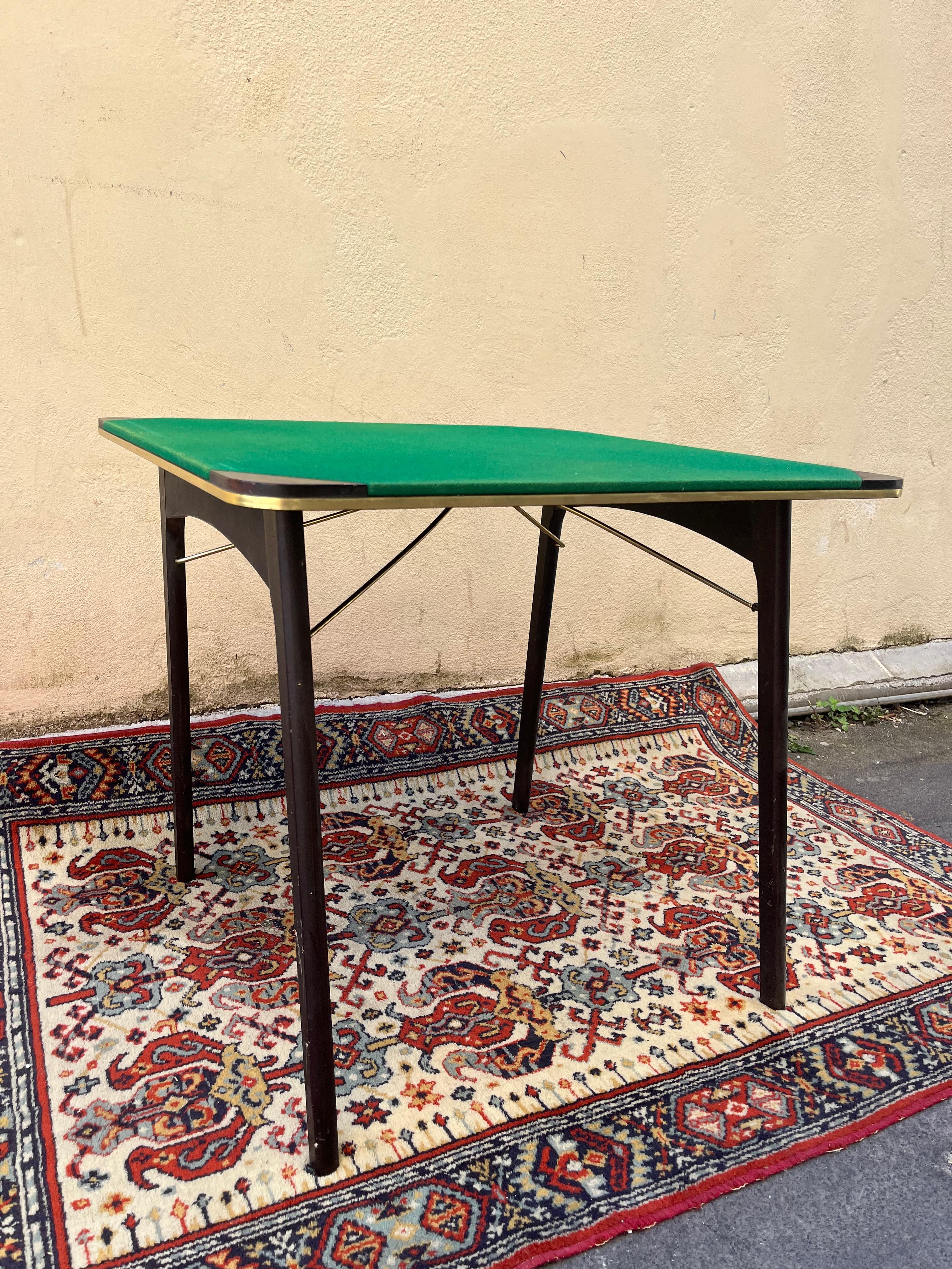 1960s folding wood and fabric game table In Good Condition For Sale In Catania, IT