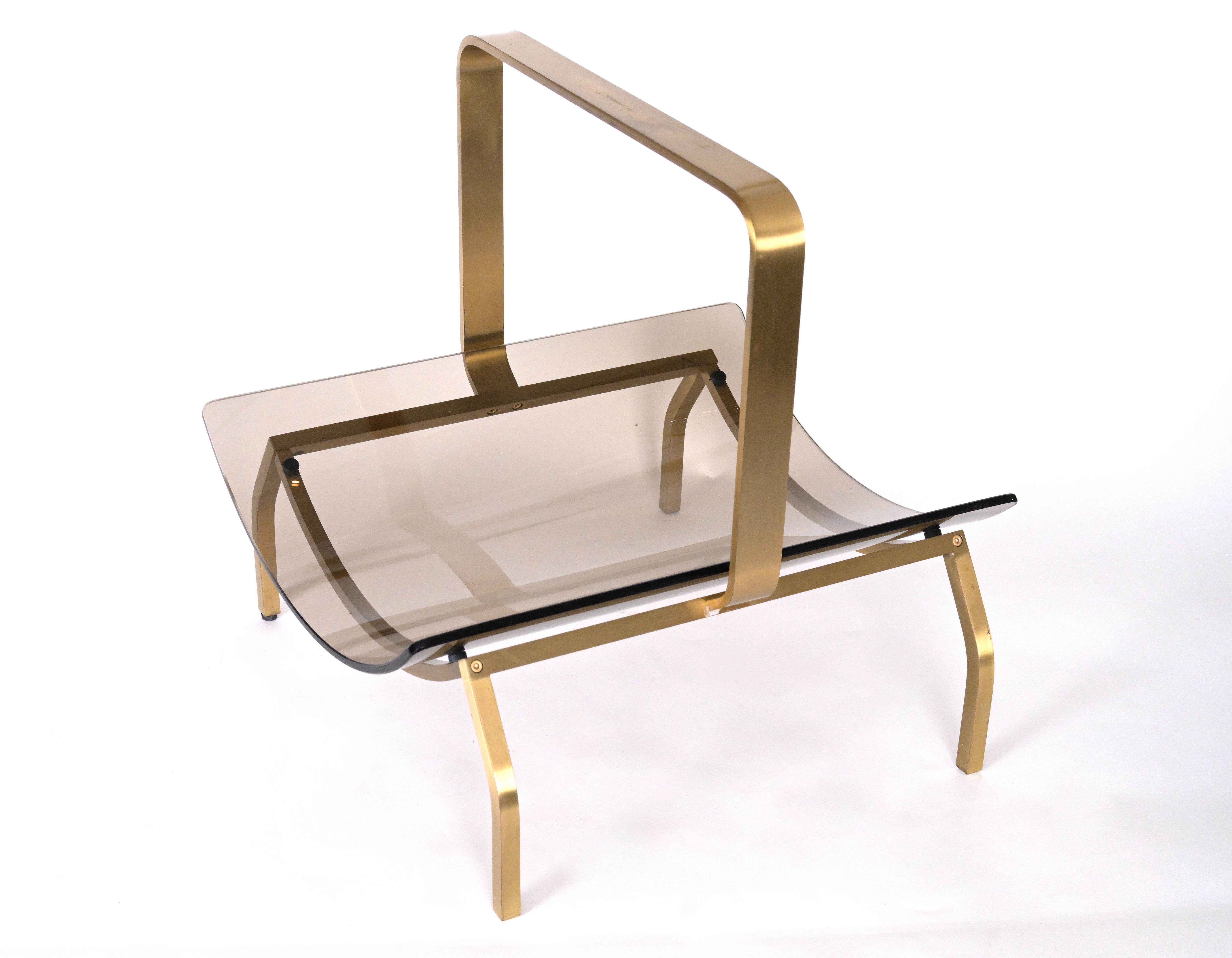 1960s Fontana Arte Magazine Rack In Good Condition For Sale In New York, NY
