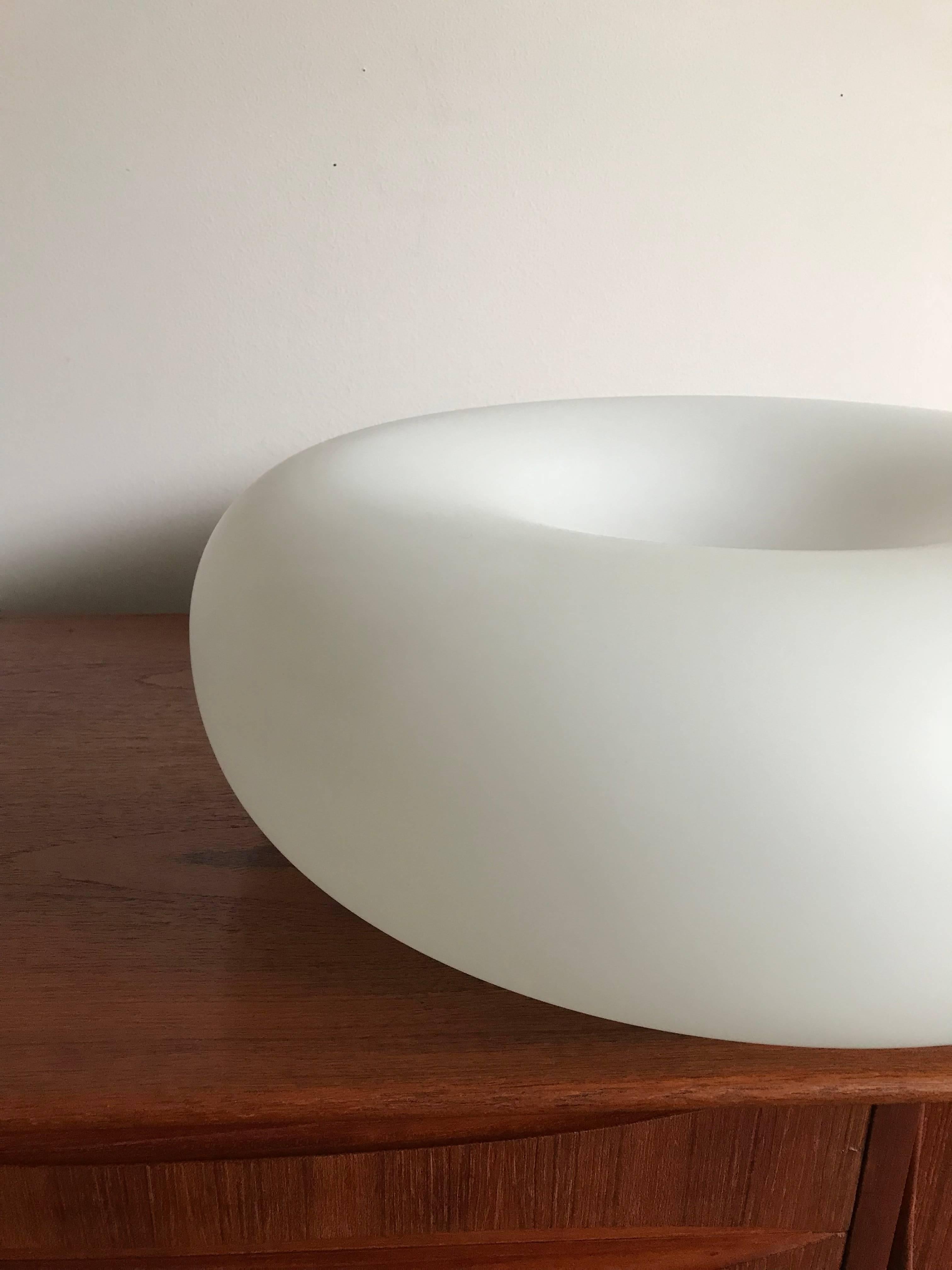 1960s Fontana Arte Mid-Century Modern Italian Glass Table Lamp Model 2431 1