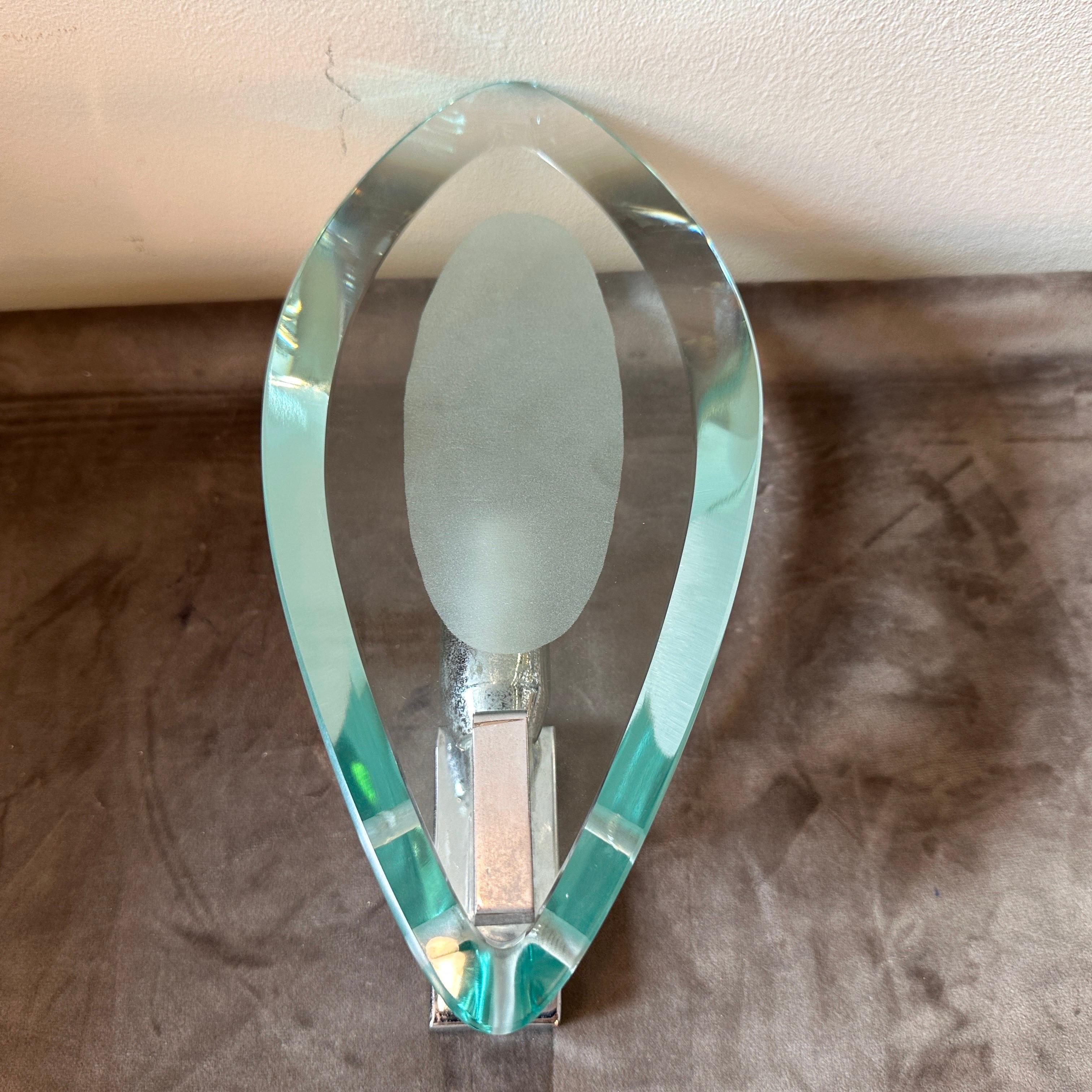 1960s Fontana Arte Style Heavy Glass and Steel Space Age Italian Wall Sconce For Sale 1