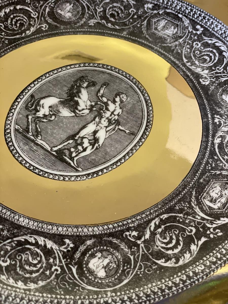 Mid-20th Century 1960s Fornasetti Cammei Mythological Collection Gold Leaf Plates Signed Set of 6 For Sale