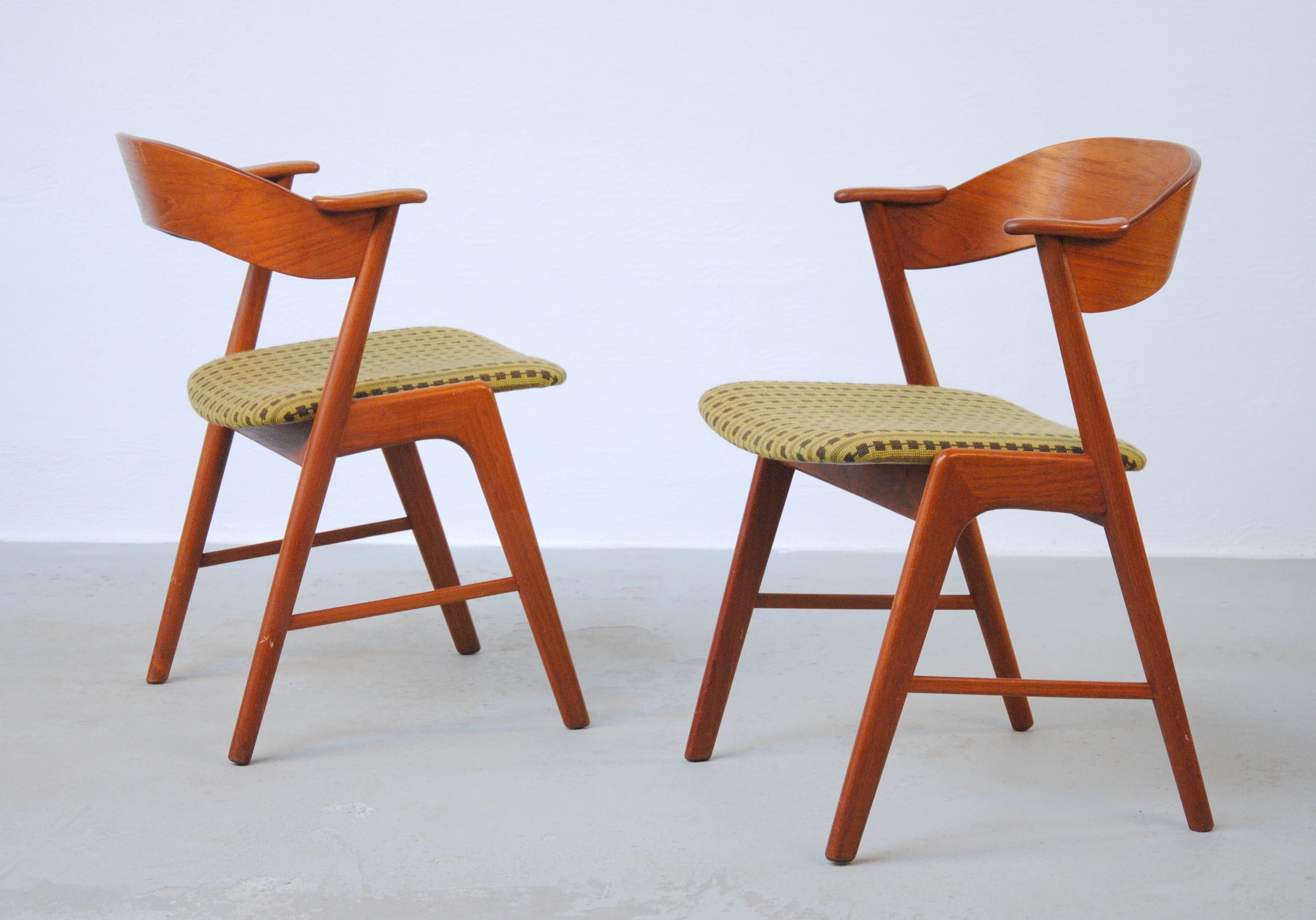 Mid-20th Century Four Fully Restored Danish Teak Dining Chairs Custom Reupholstery Included For Sale