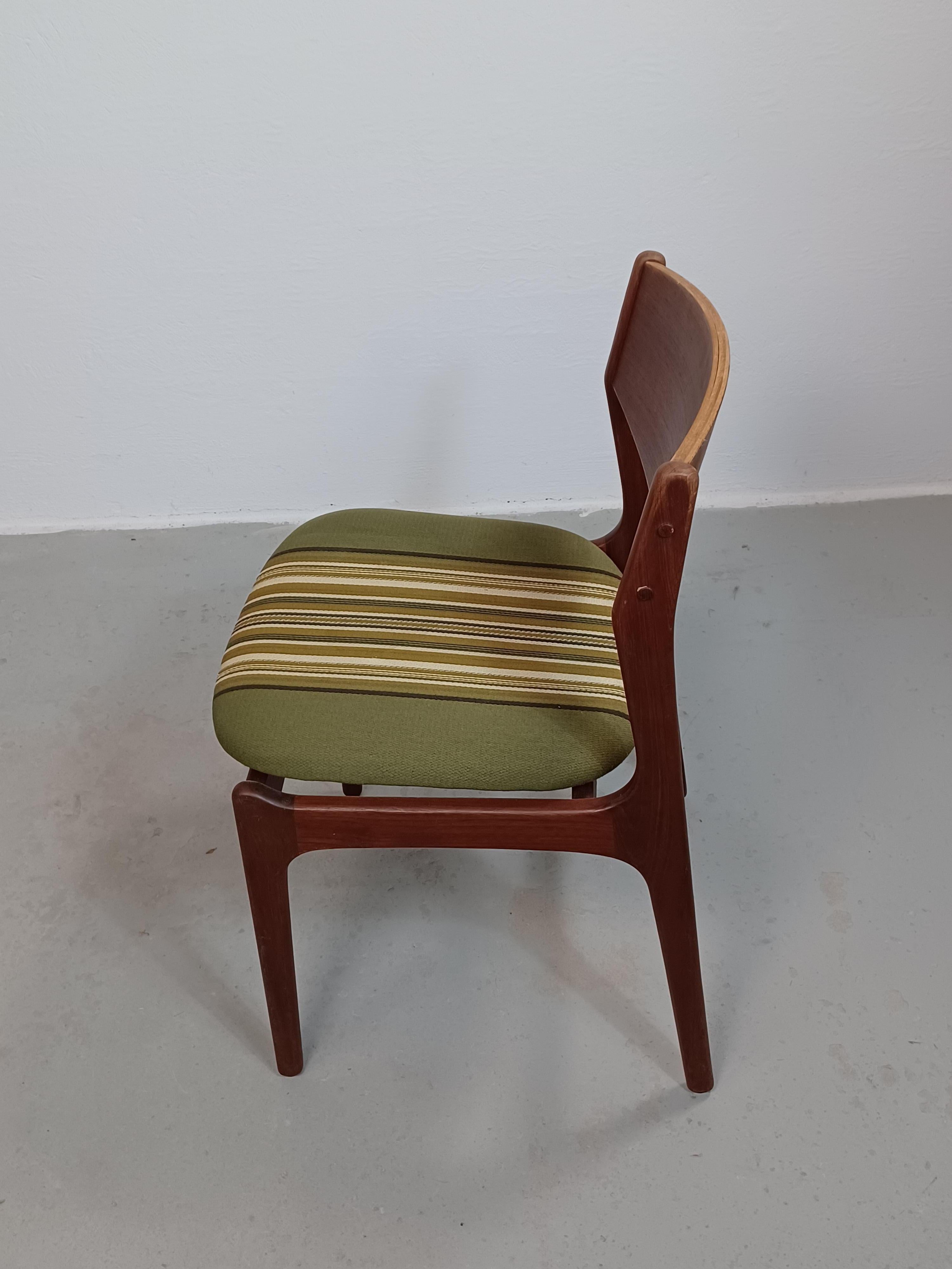 1960s Quatre chaises de salle à manger en teck danoisChairs Bon état - En vente à Knebel, DK