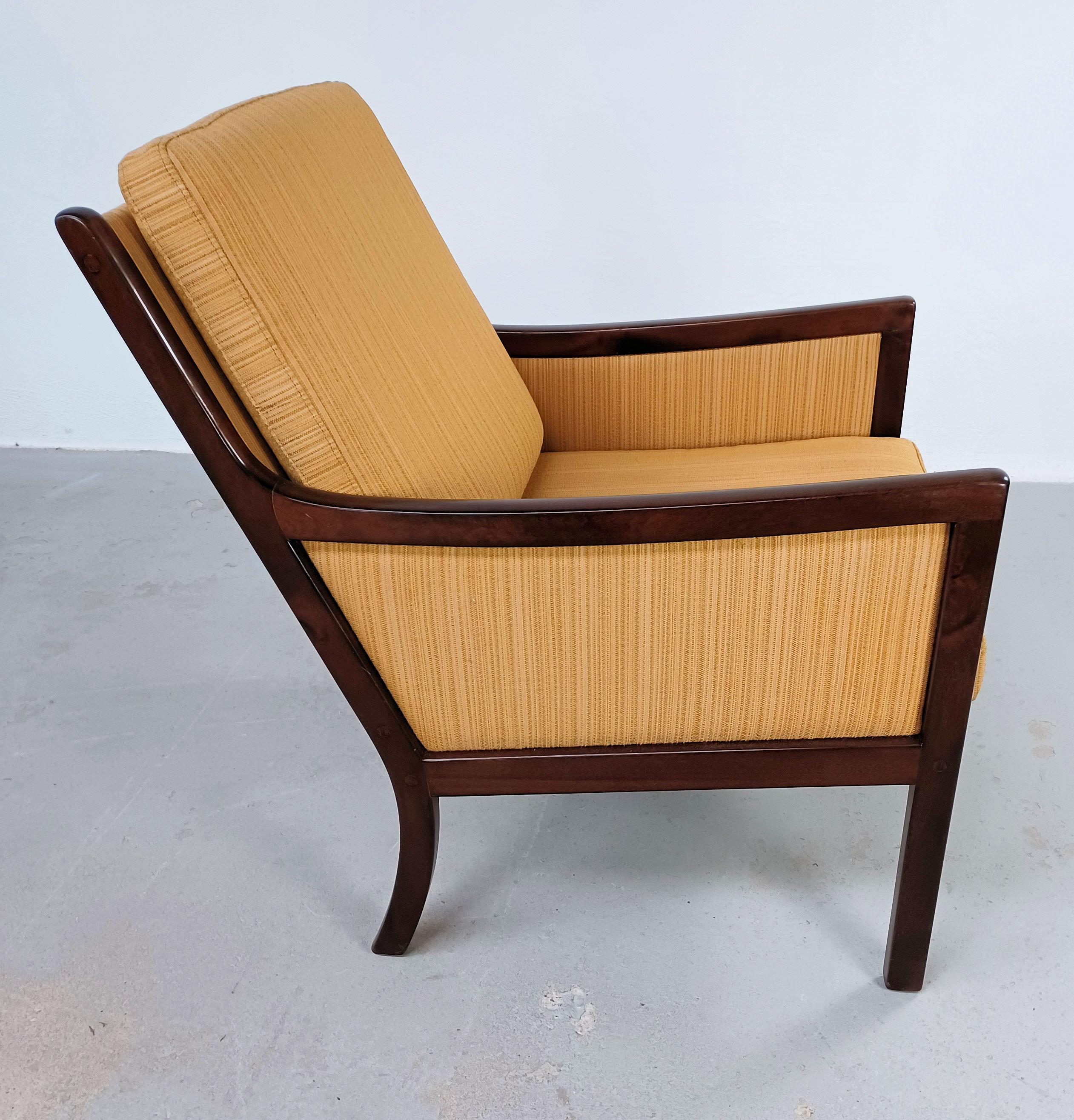 1960s Four Fully Restored Ole Wanscher Mahogny Lounge Chairs Custom Upholstery For Sale 2