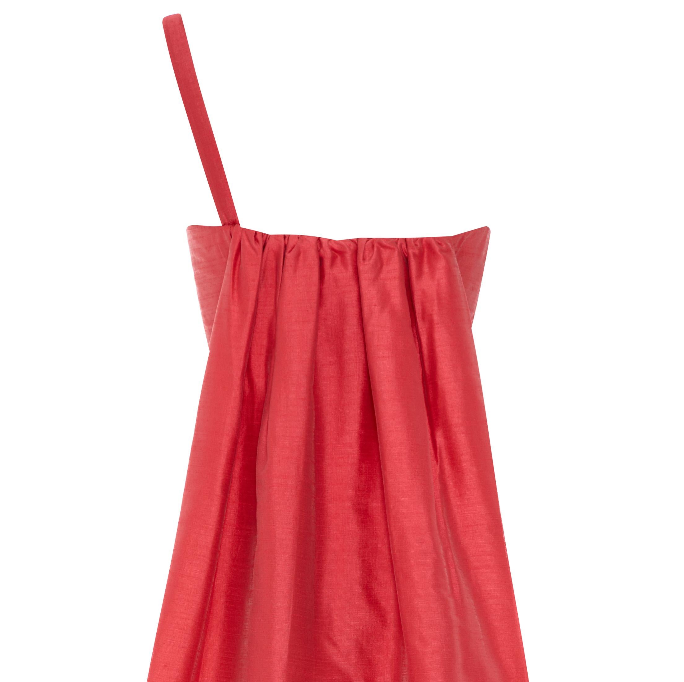 Vestido de noche asimétrico coral con cola Frank Usher de los años 60 en Excelente estado para la venta en London, GB