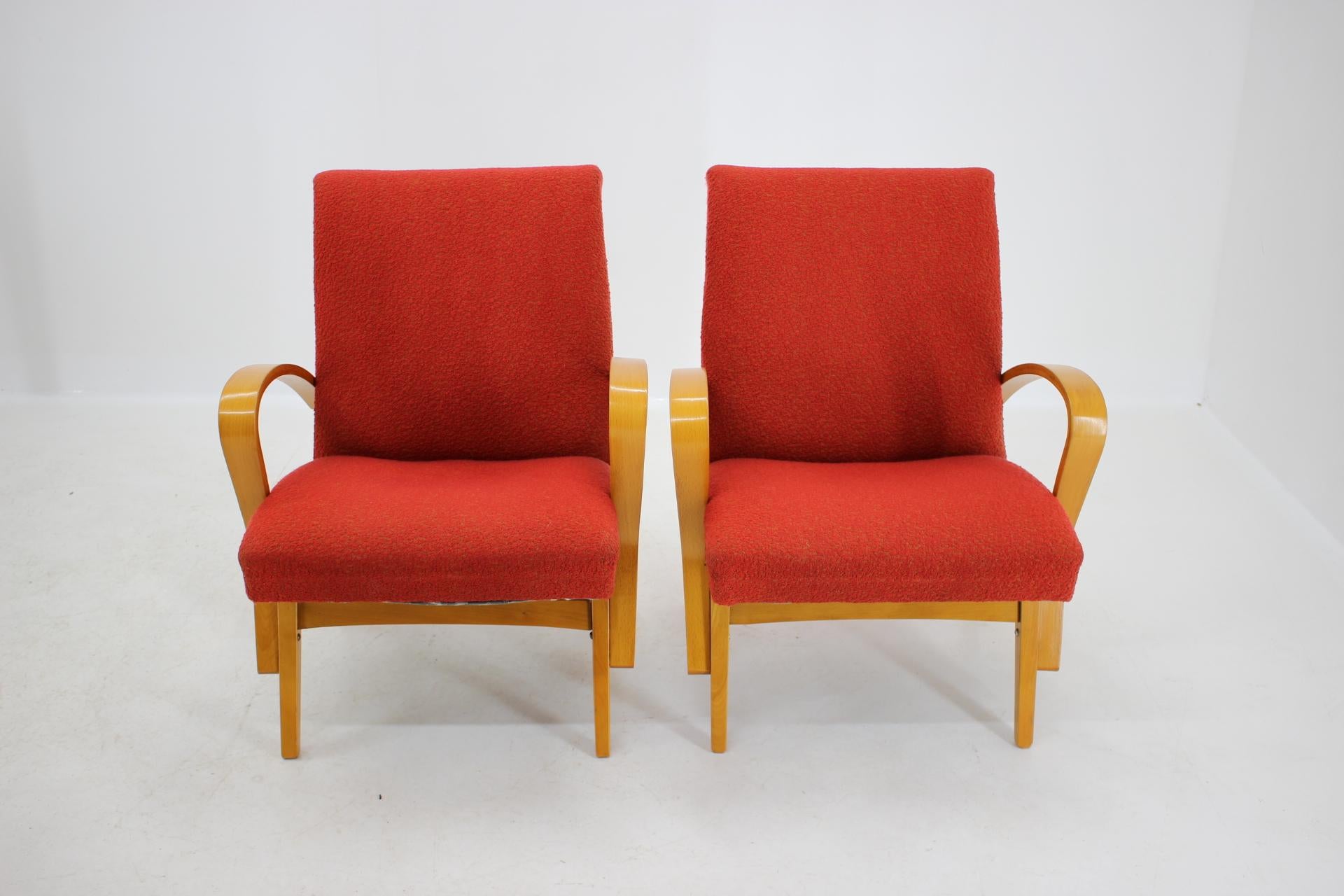Mid-Century Modern 1960s Frantisek Jirak Bentwood Lounge Chairs, Set of 2 For Sale