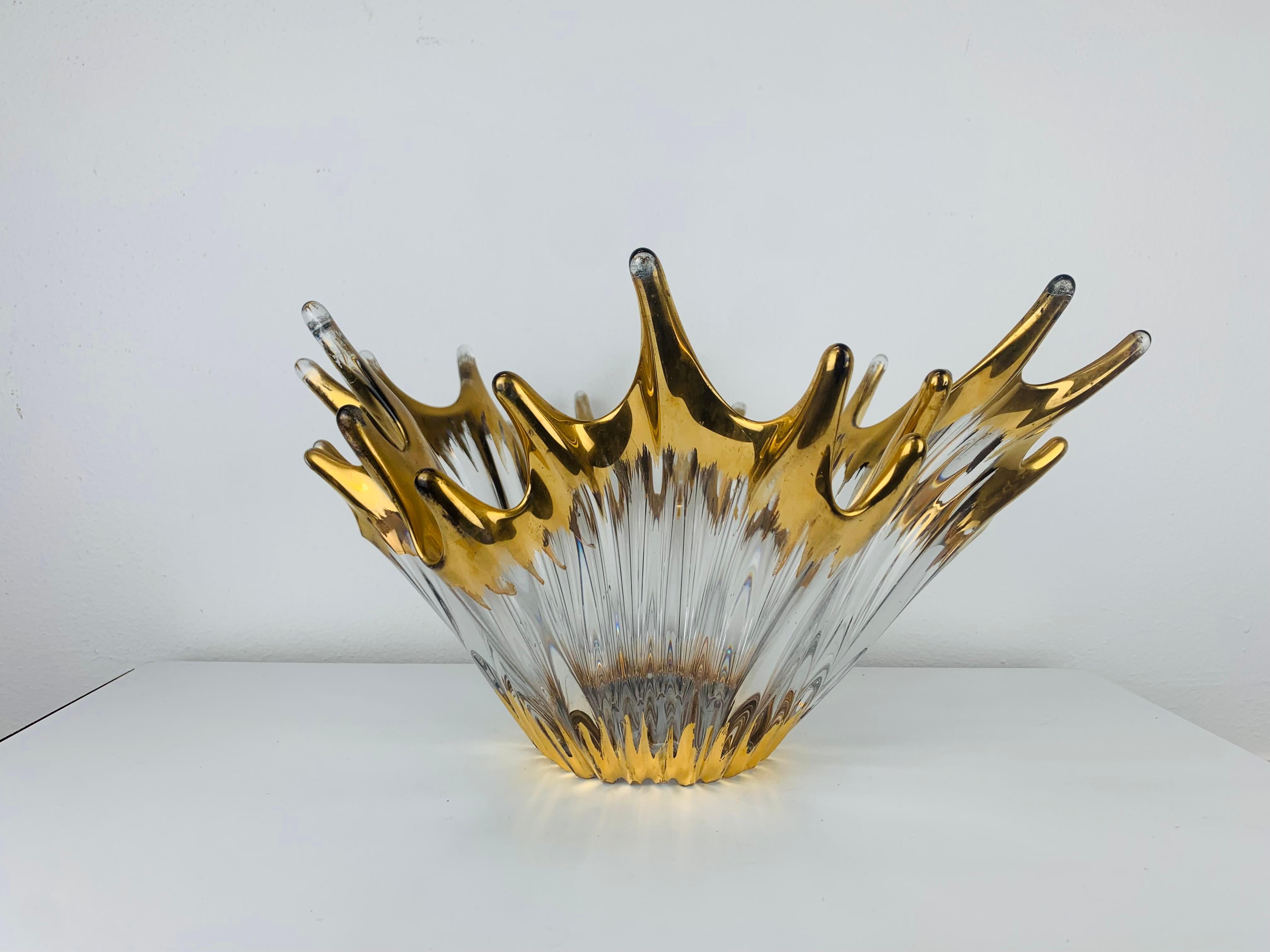 1960's free form golden glass bowl attributed to Cofrac Art Verrier France In Good Condition For Sale In BELFORT, FR