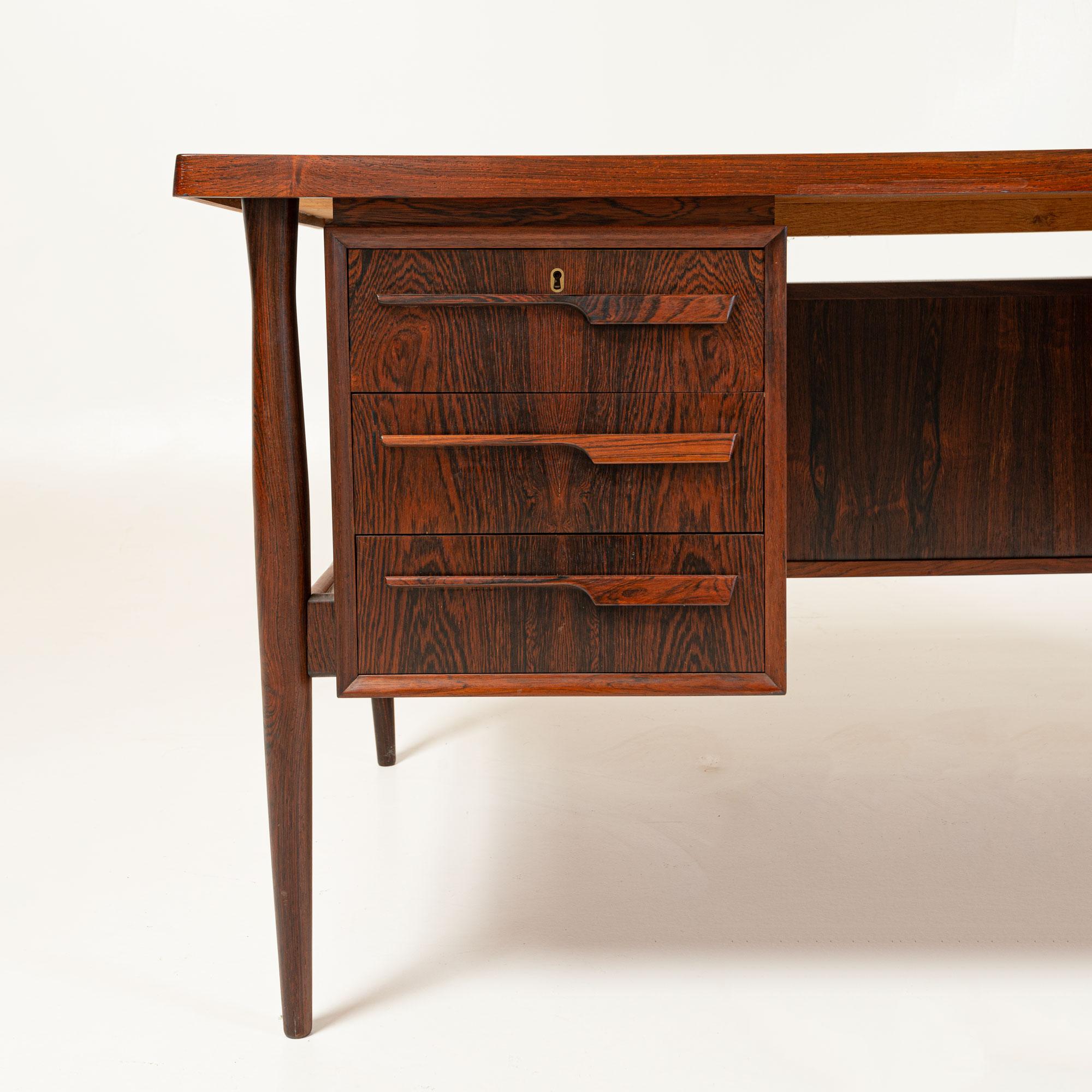 1960s Free Standing Rosewood Desk in the Manner of Arne Vodder 4