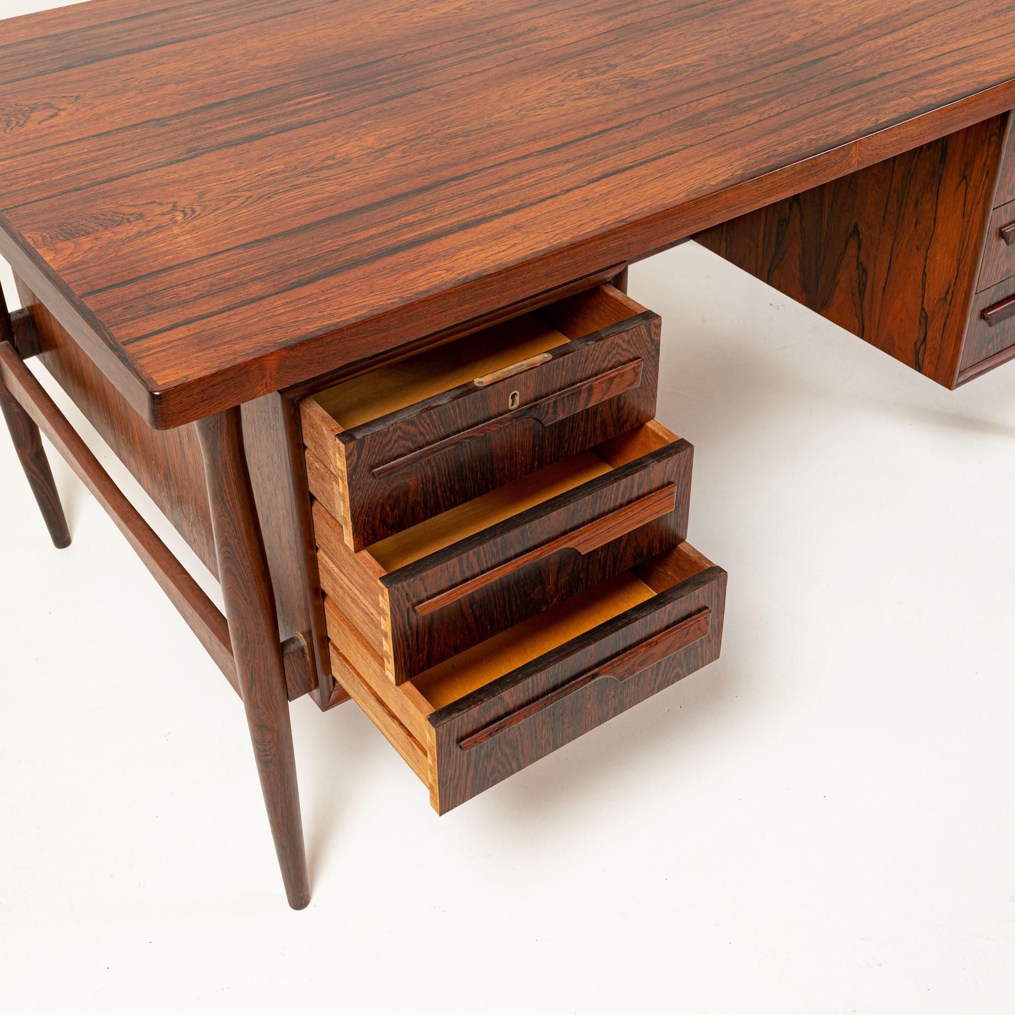 1960s Free Standing Rosewood Desk in the Manner of Arne Vodder 5