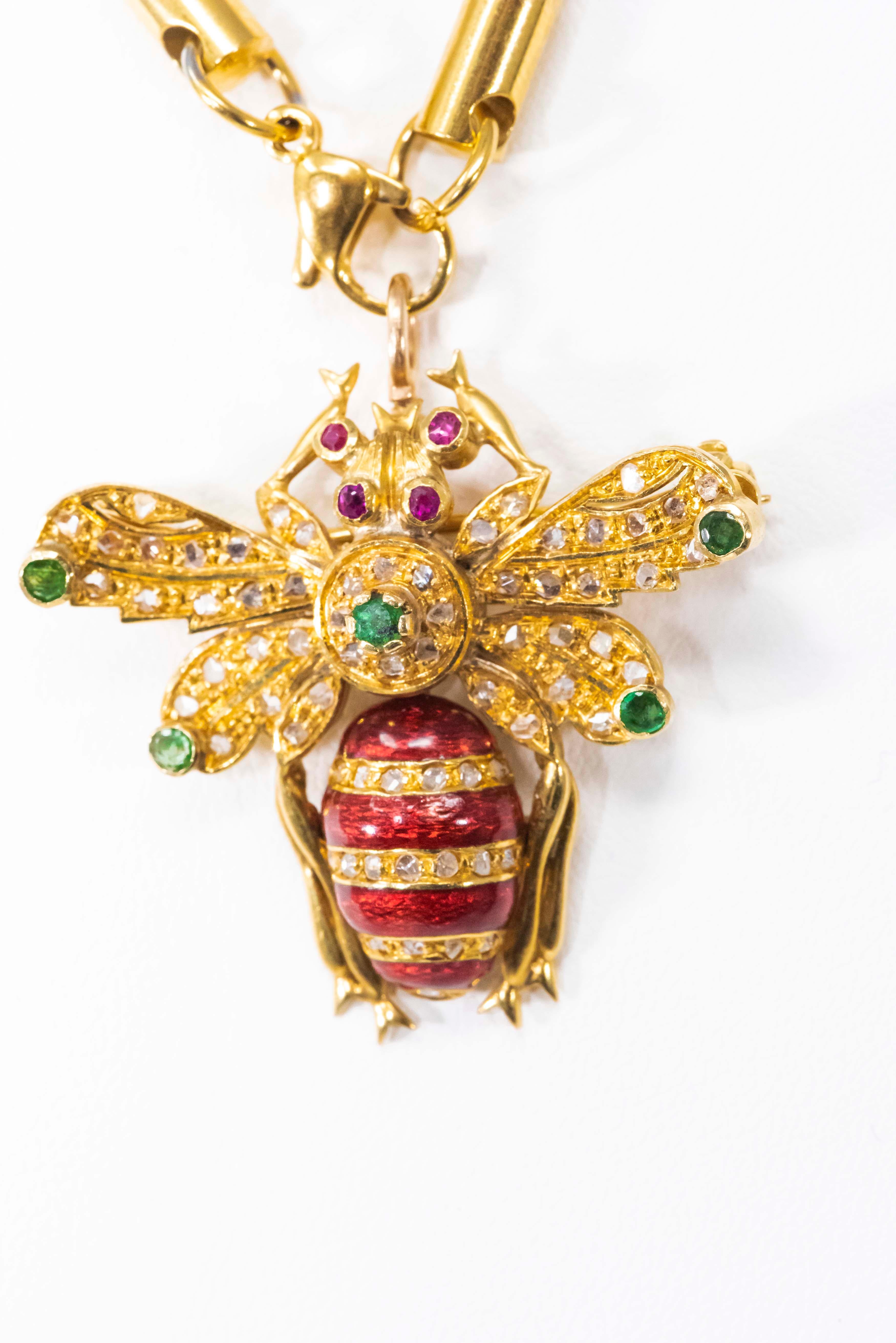 1960s French 18 Kt Gold Emerald Ruby Diamond Enamel Honey Bee Pendant Pin Brooch In Good Condition In New york, NY