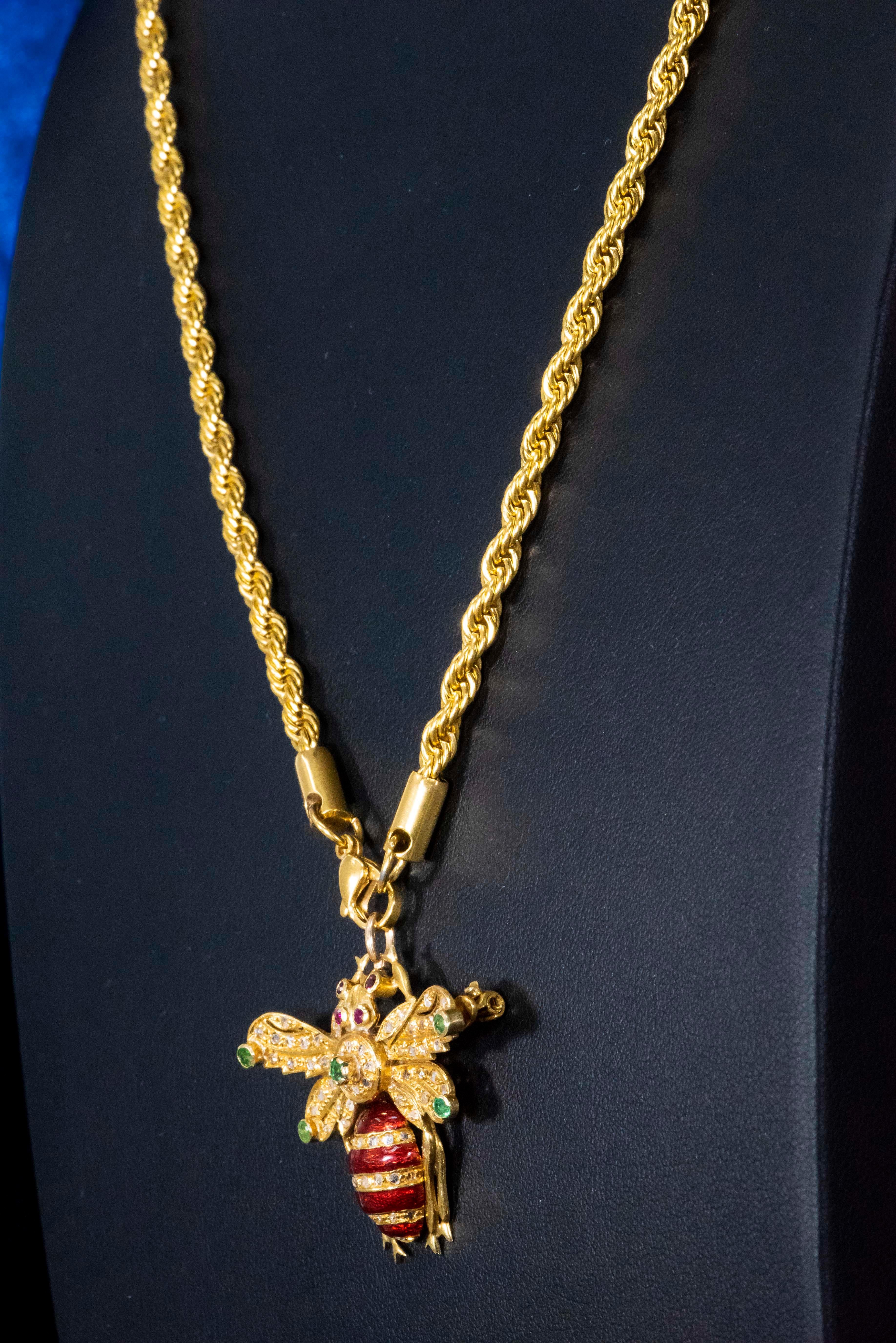 1960s French 18 Kt Gold Emerald Ruby Diamond Enamel Honey Bee Pendant Pin Brooch 4