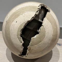 1960er Jahre Französisch abstrakte Terrakotta gestreift rissig Korkenzieher glasiert Skulptur