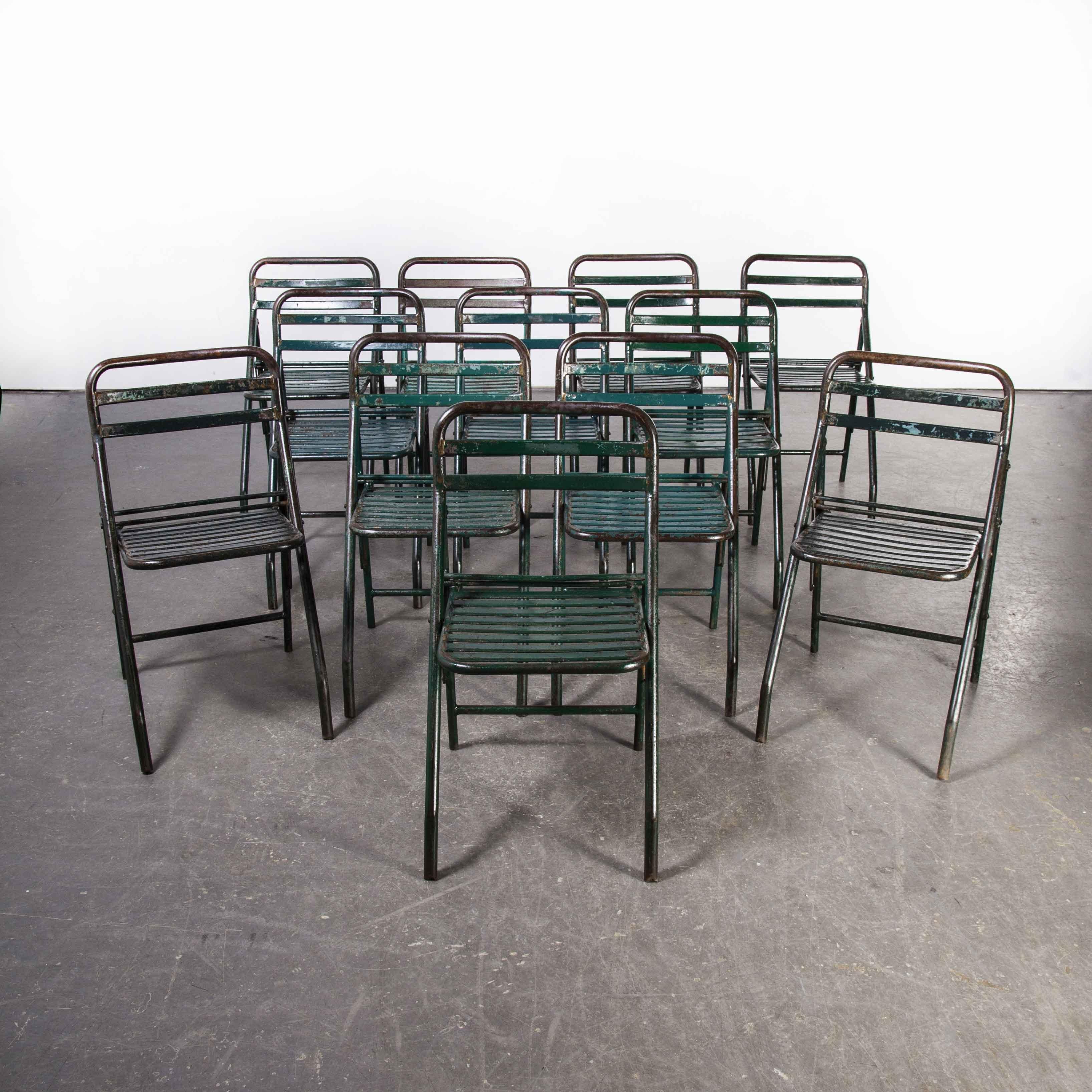 1960's French Army Green Metal Folding Chairs, Set of Twelve In Good Condition In Hook, Hampshire