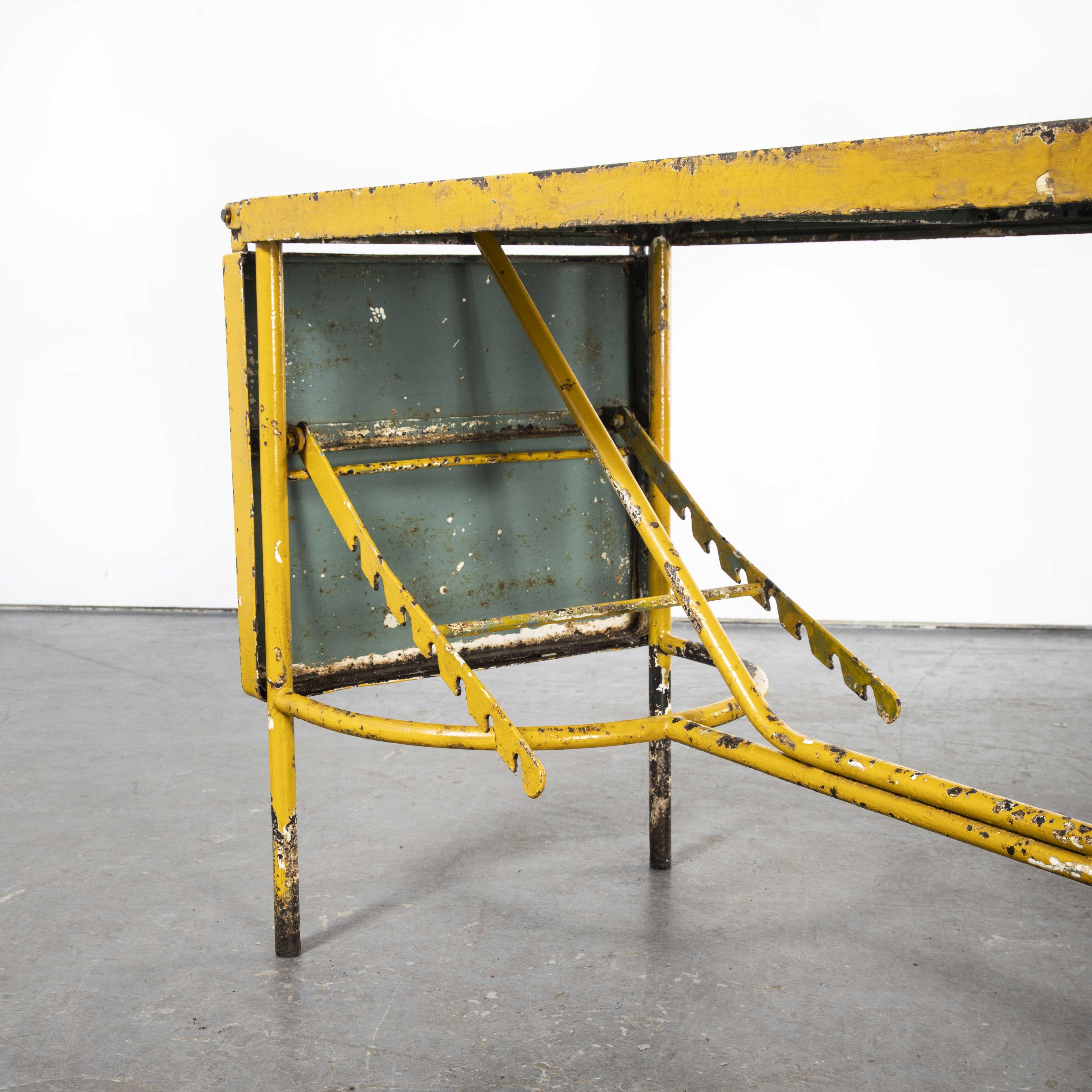 1960's French Army Industrial Field Table, Yellow For Sale 5