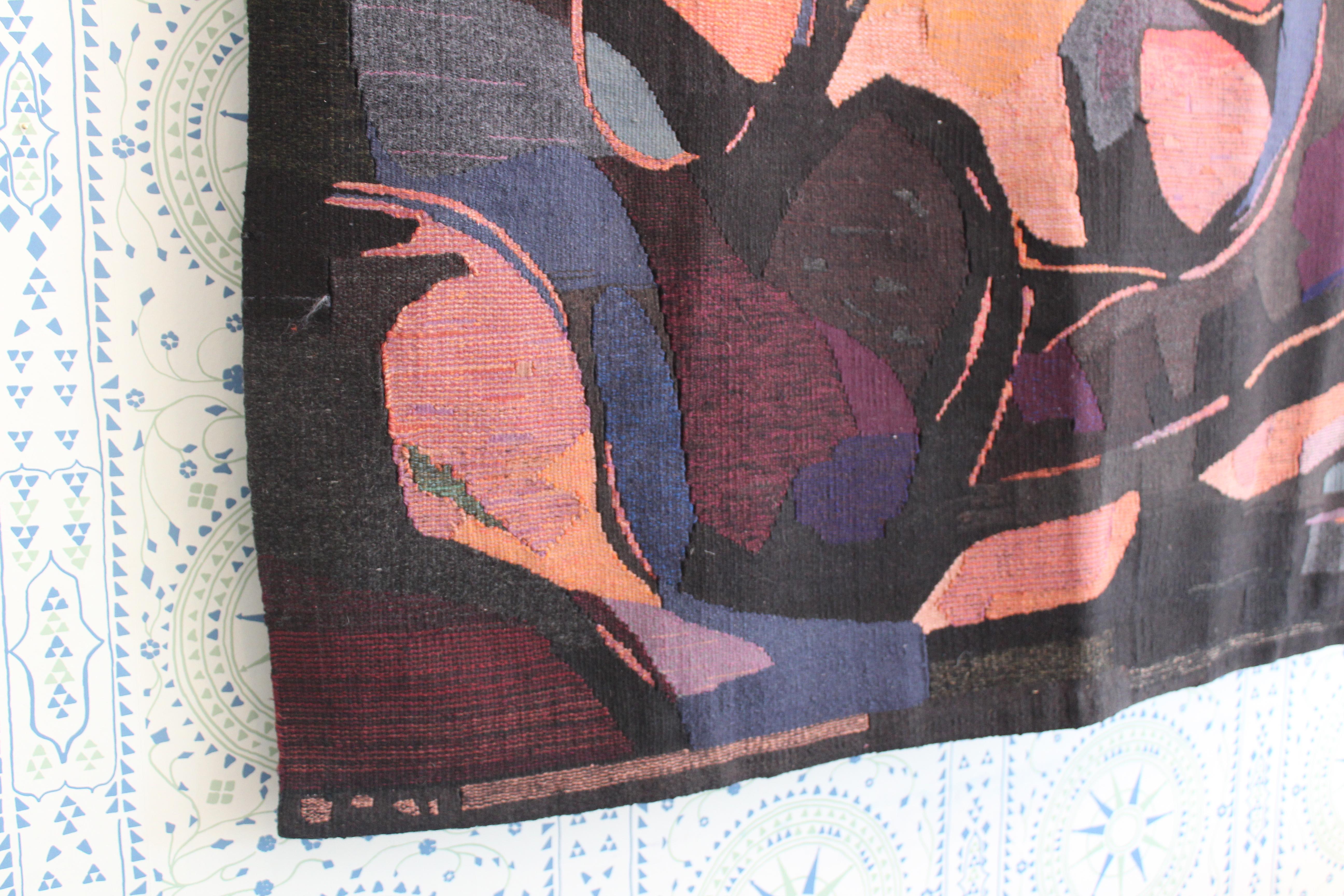 Vintage 1960s handwoven French modernist wall-hanging tapestry. Excellent condition. Unknown artist.