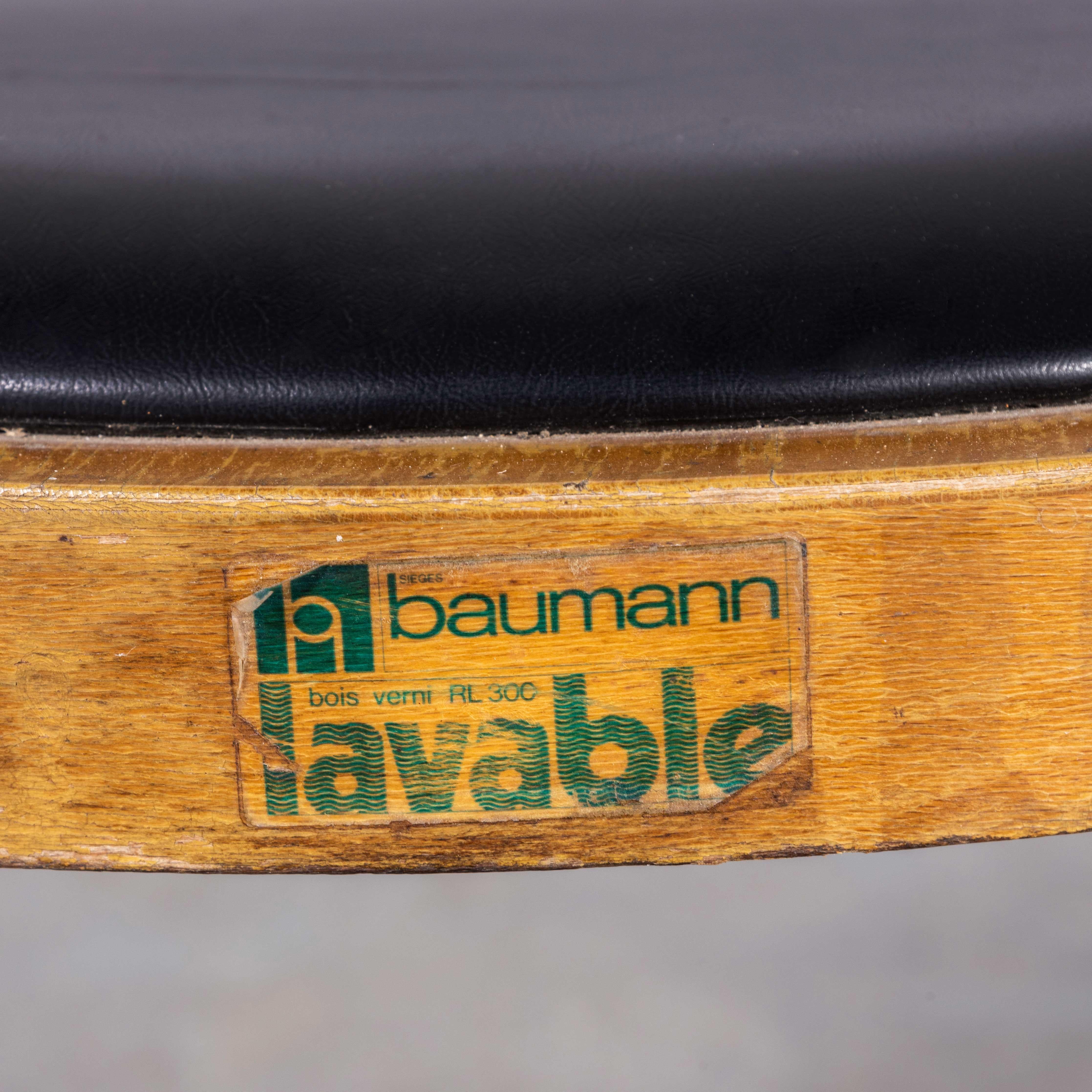 Chaises de salle à manger en bentwood chromé Baumann des années 1960 - Lot de quatre
Chaises de salle à manger en bentwood chromé Baumann des années 1960 - Ensemble de quatre. Baumann est un producteur français un peu à l'écart des radars, qui