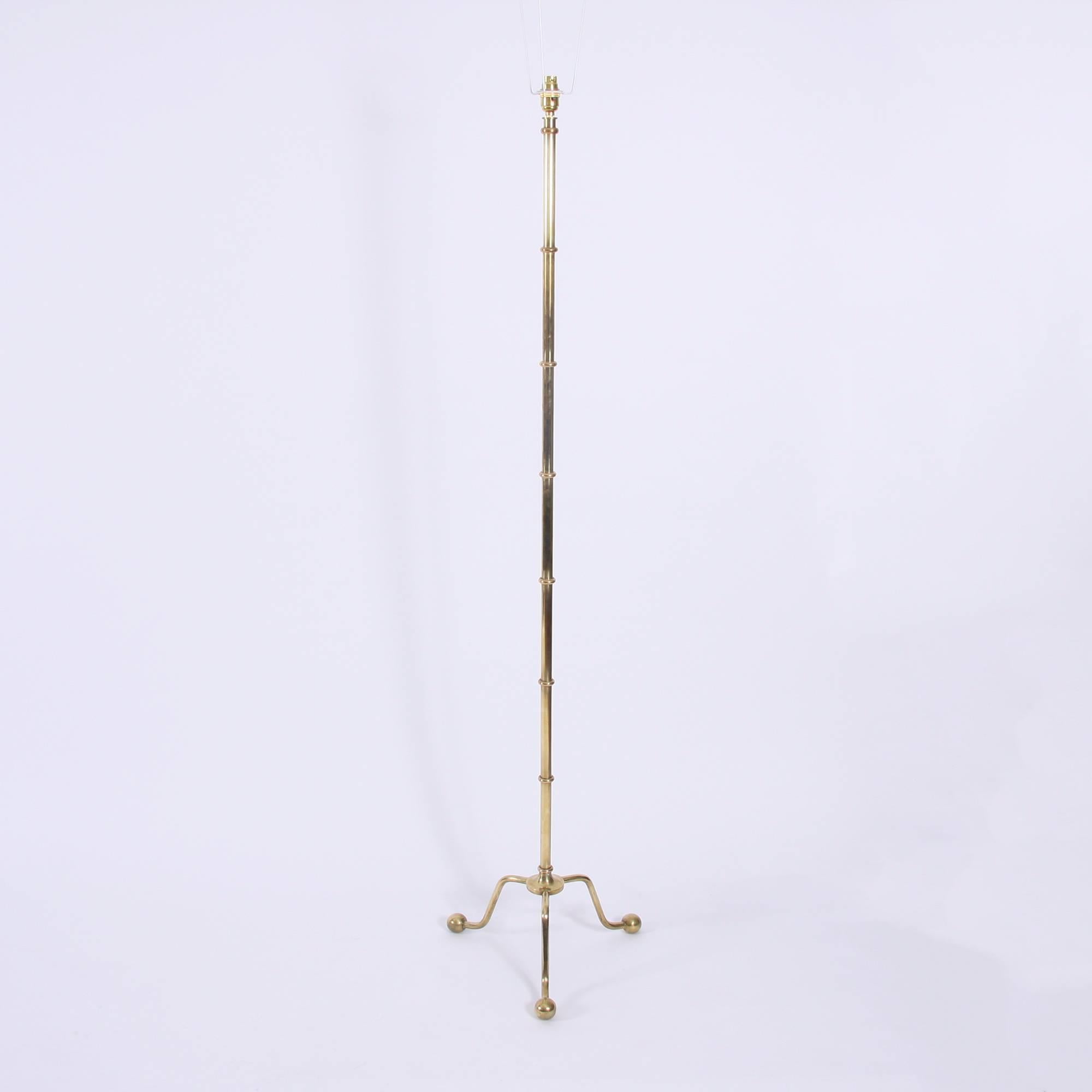 1960s French Brass Sectioned Floor Lamp with Triform Base and Ball Feet In Excellent Condition In London, GB
