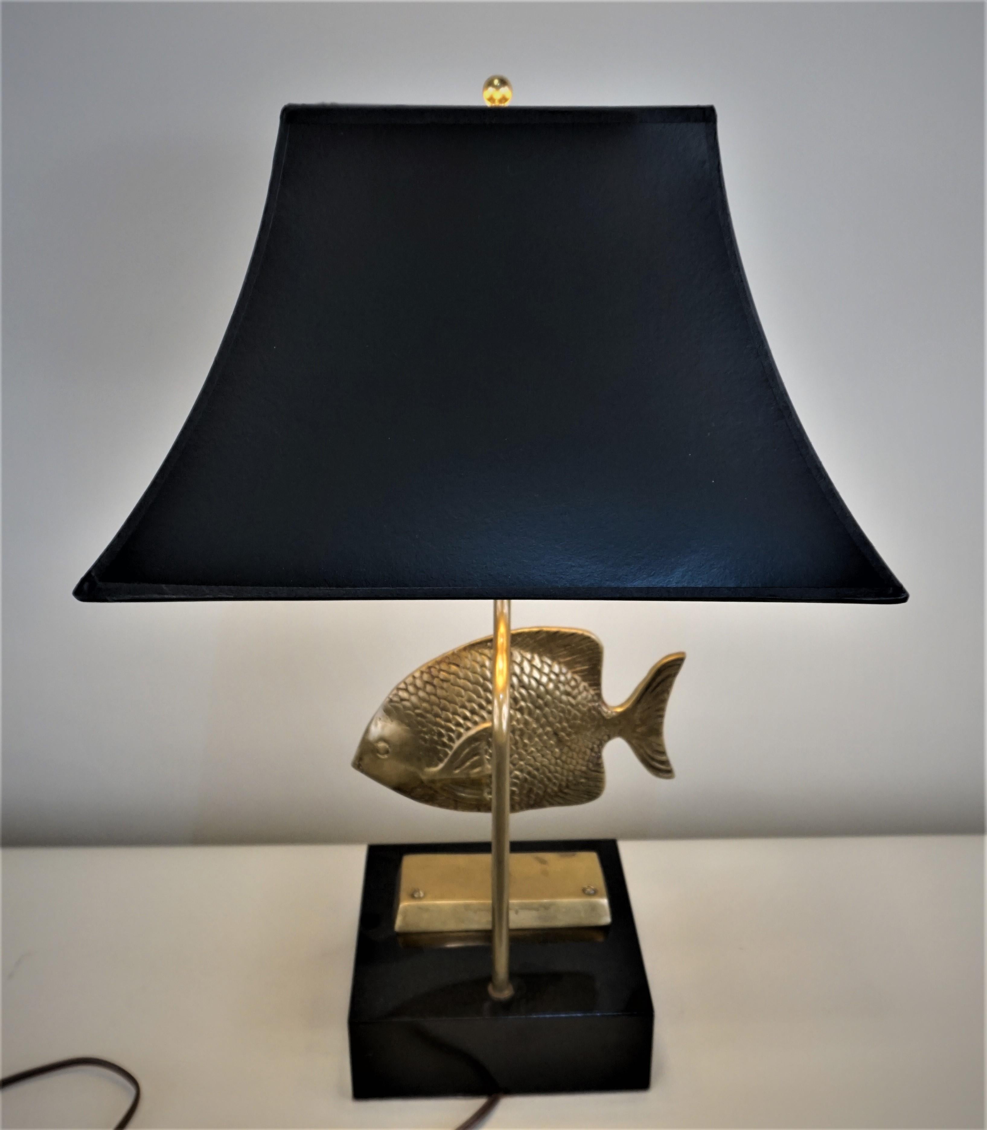 1960s French Bronze Fish Table Lamp In Good Condition In Fairfax, VA