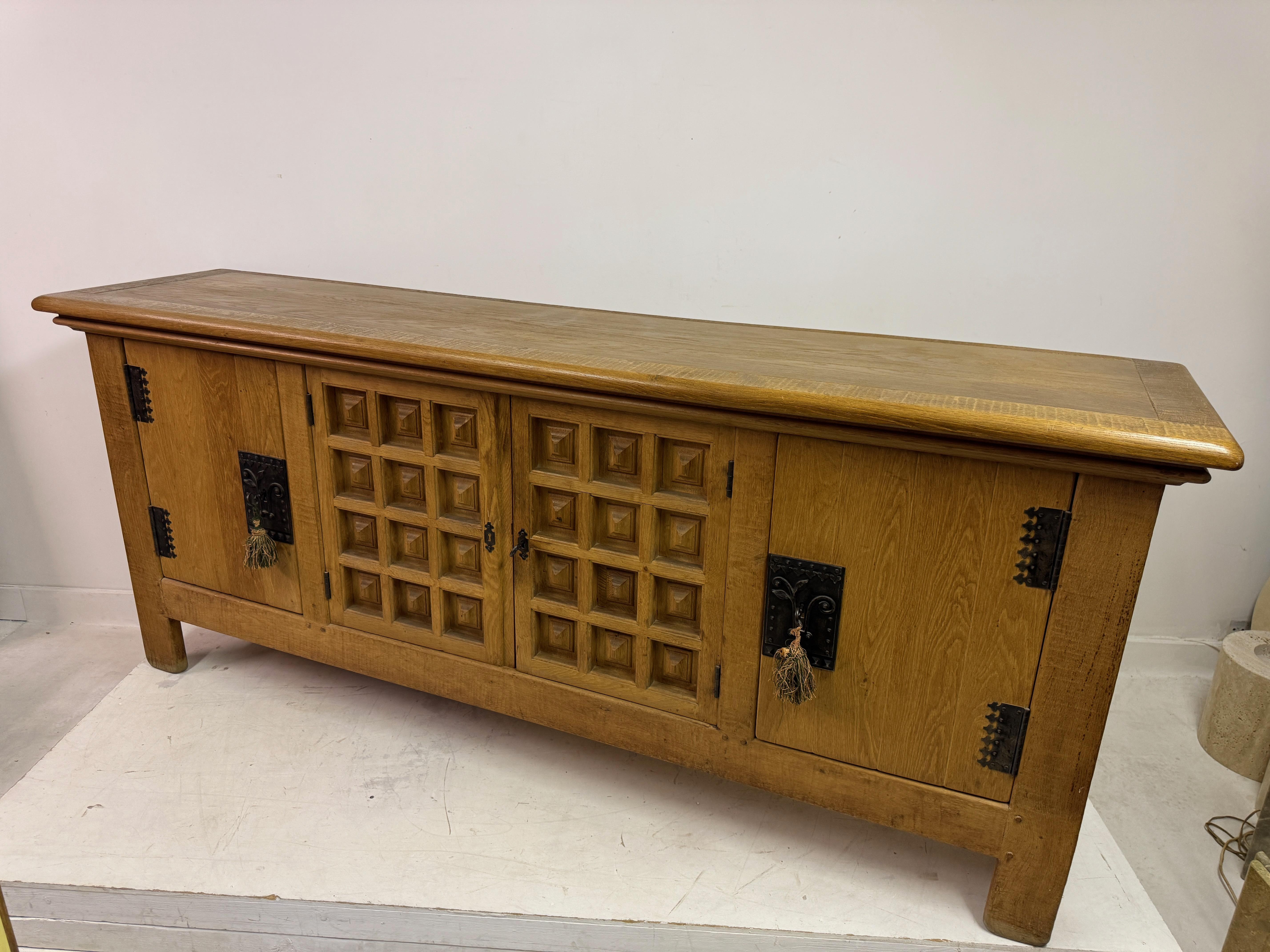 Credenza francese brutalista anni '60 in Oak in stile alpino in vendita 9