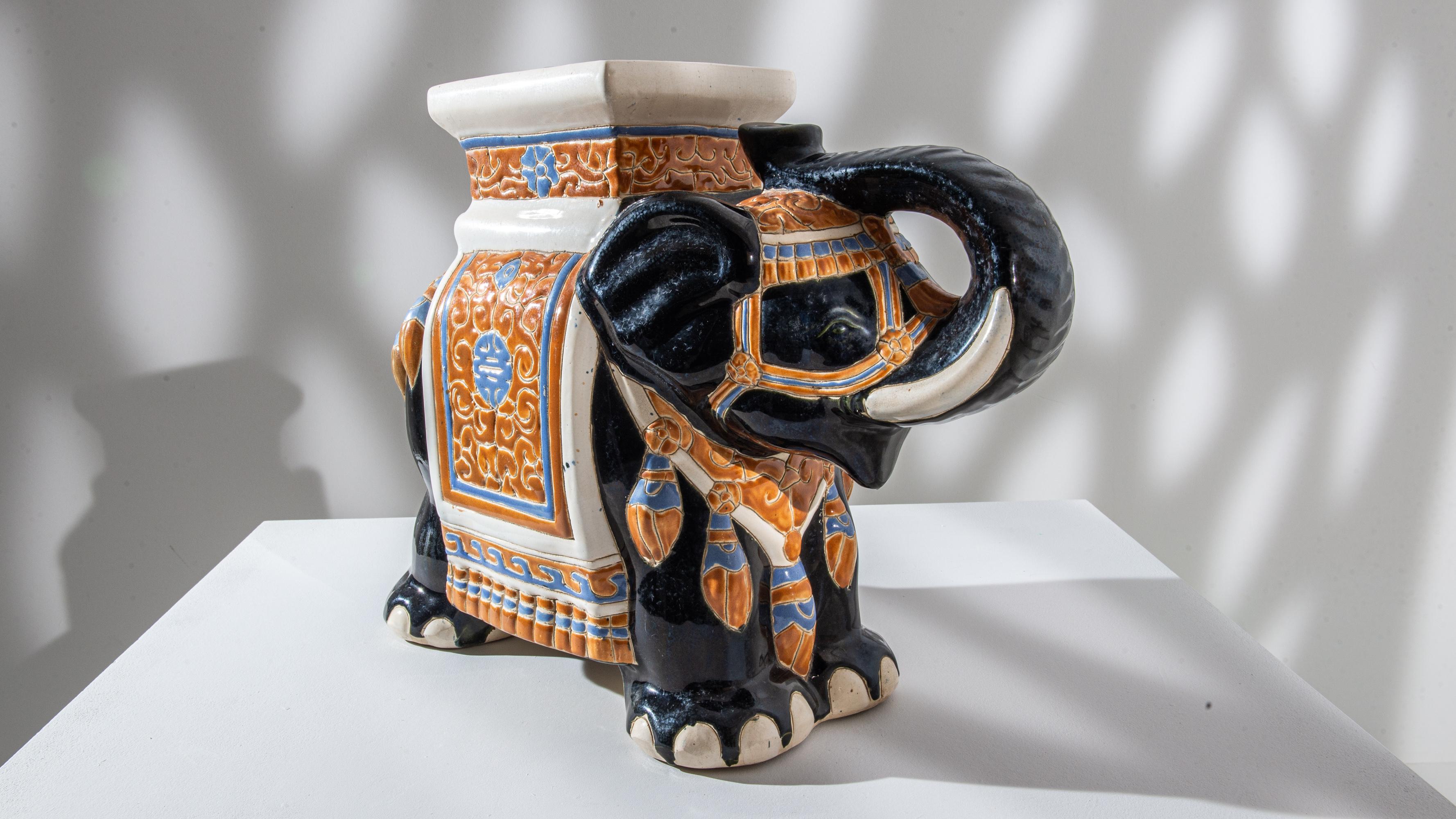 Céramique Eléphant en céramique français des années 1960 en vente