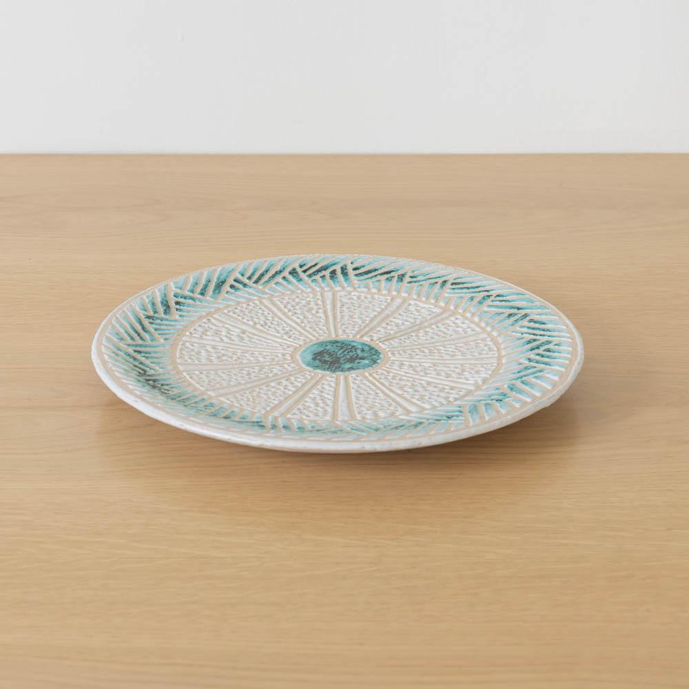 Milieu du XXe siècle Assiette en céramique gravée française des années 1960 en vente