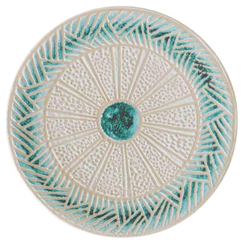 Assiette en céramique gravée française des années 1960 en vente