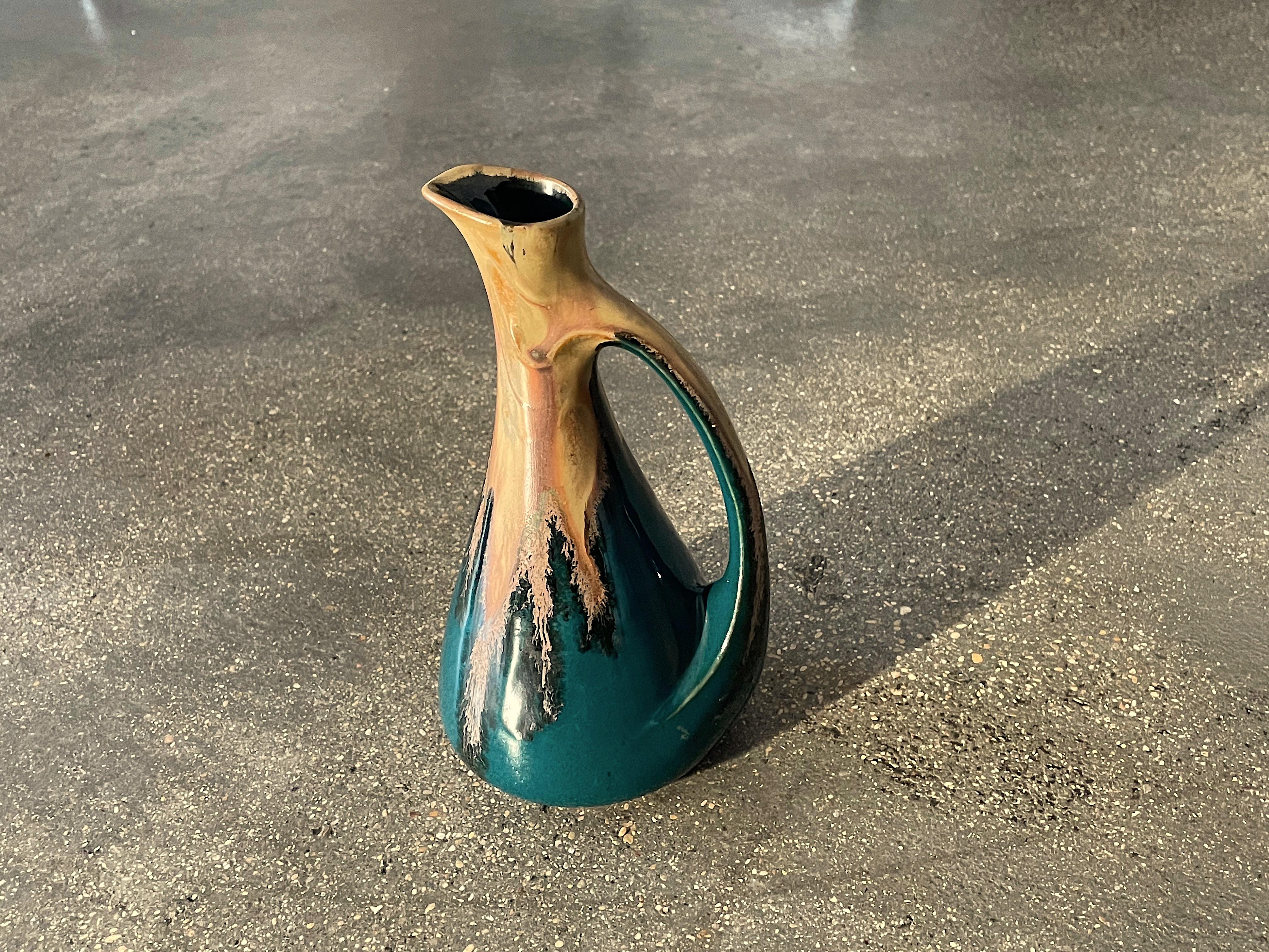 Art Nouveau Vaso in ceramica francese degli anni '60 di Denbac per Girardot Chissay in vendita