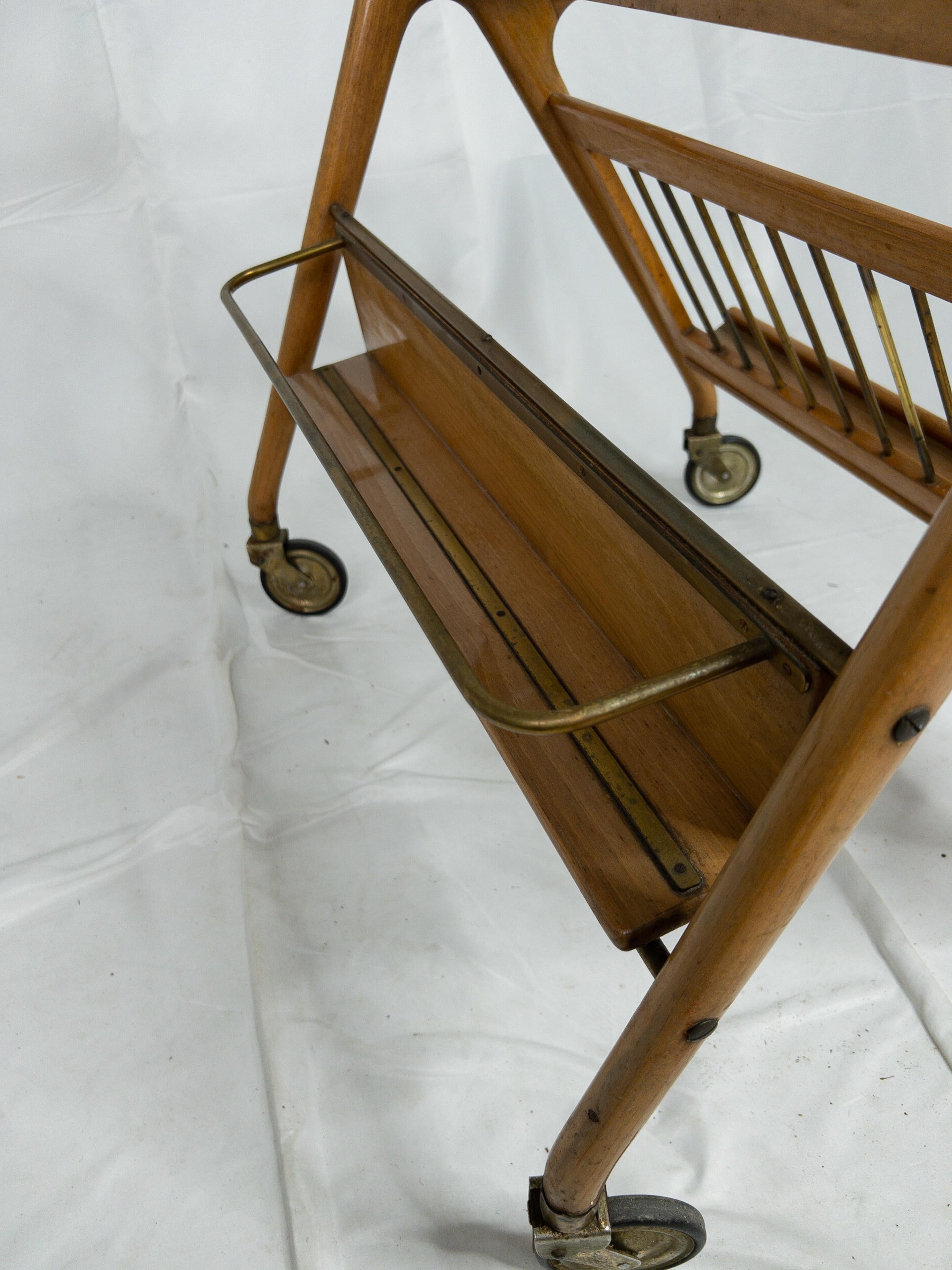 1960’s French Collapsible Wooden Bar Cart For Sale 6