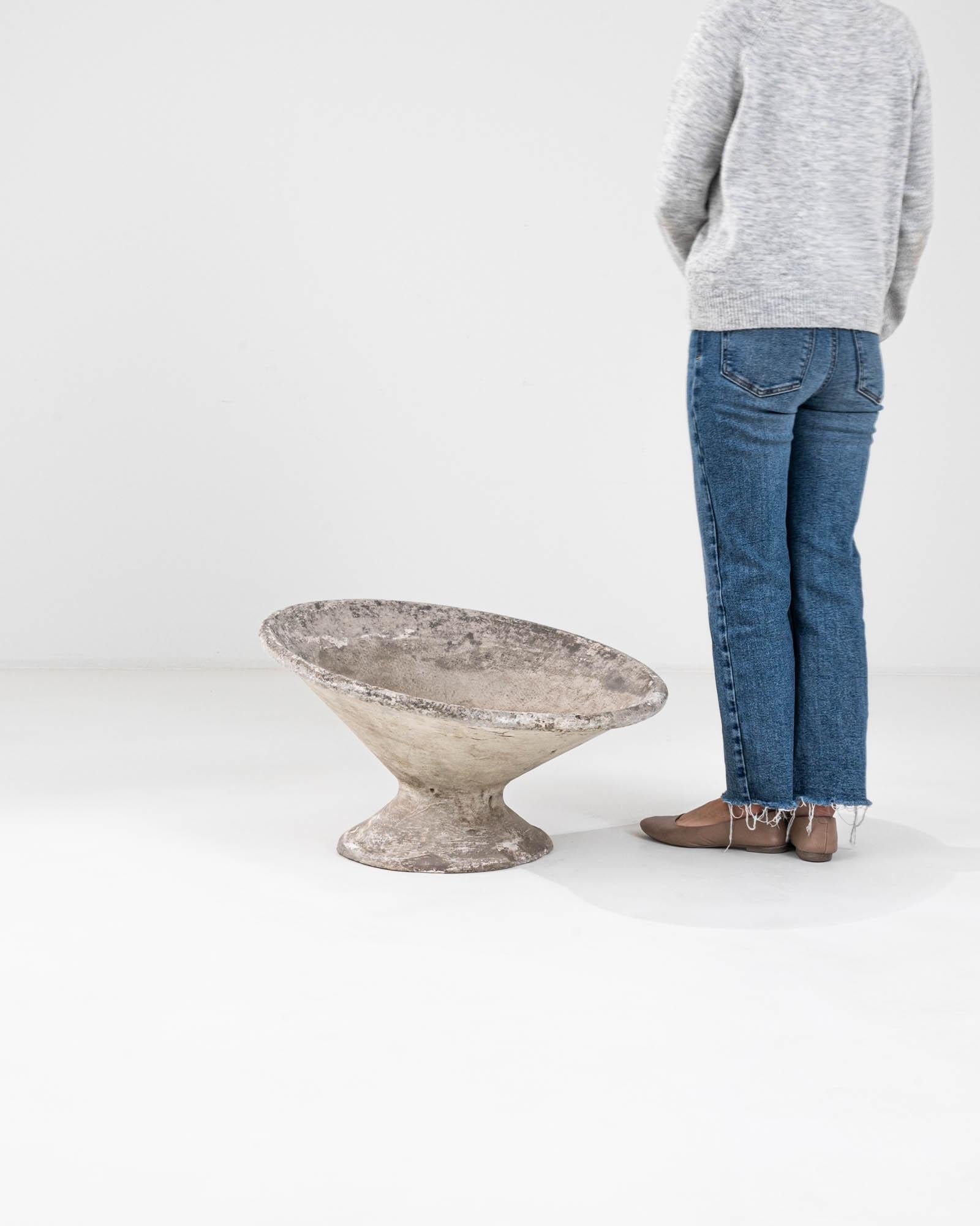1960s French Concrete Planter By Willy Guhl 1