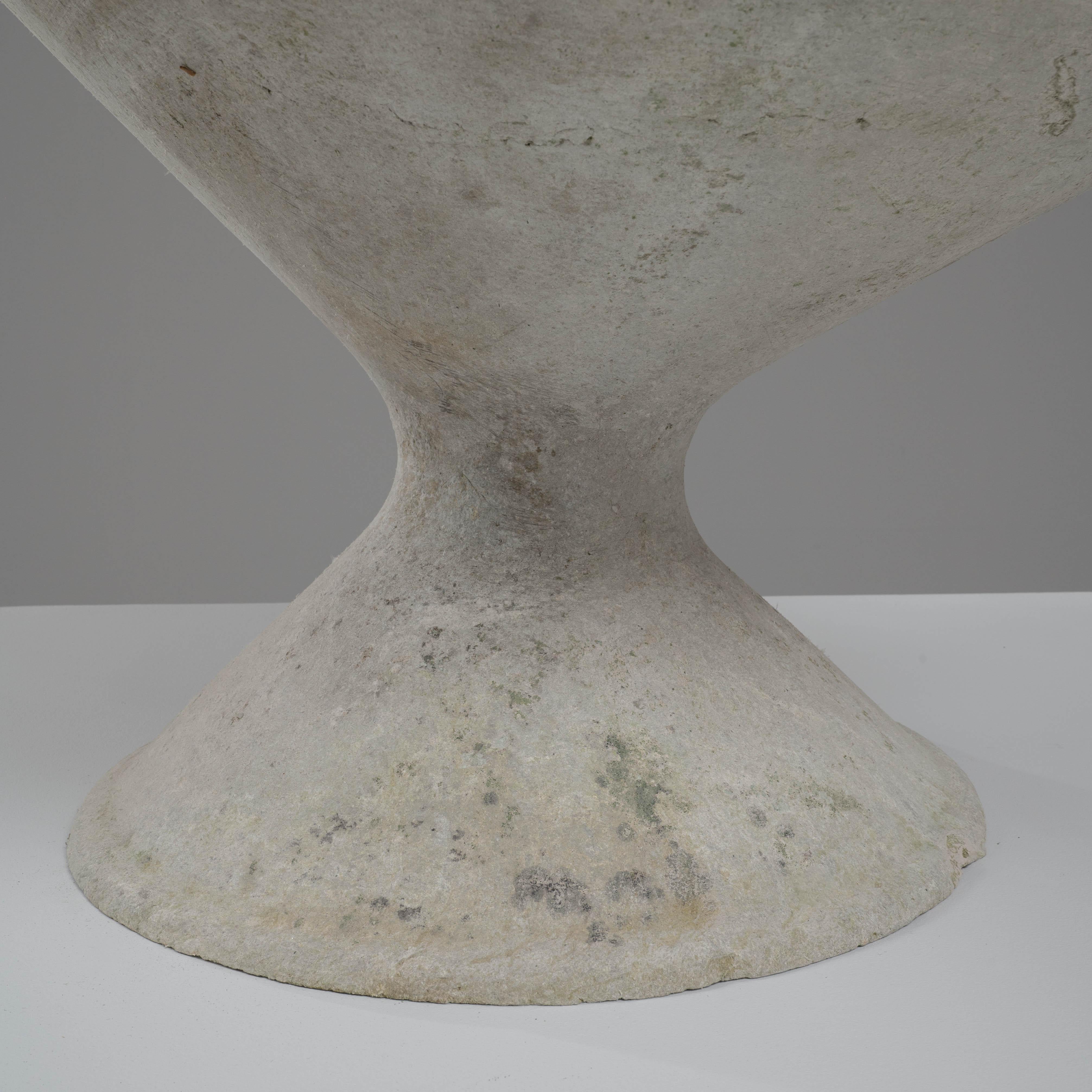 1960s French Concrete Planter By Willy Guhl 4