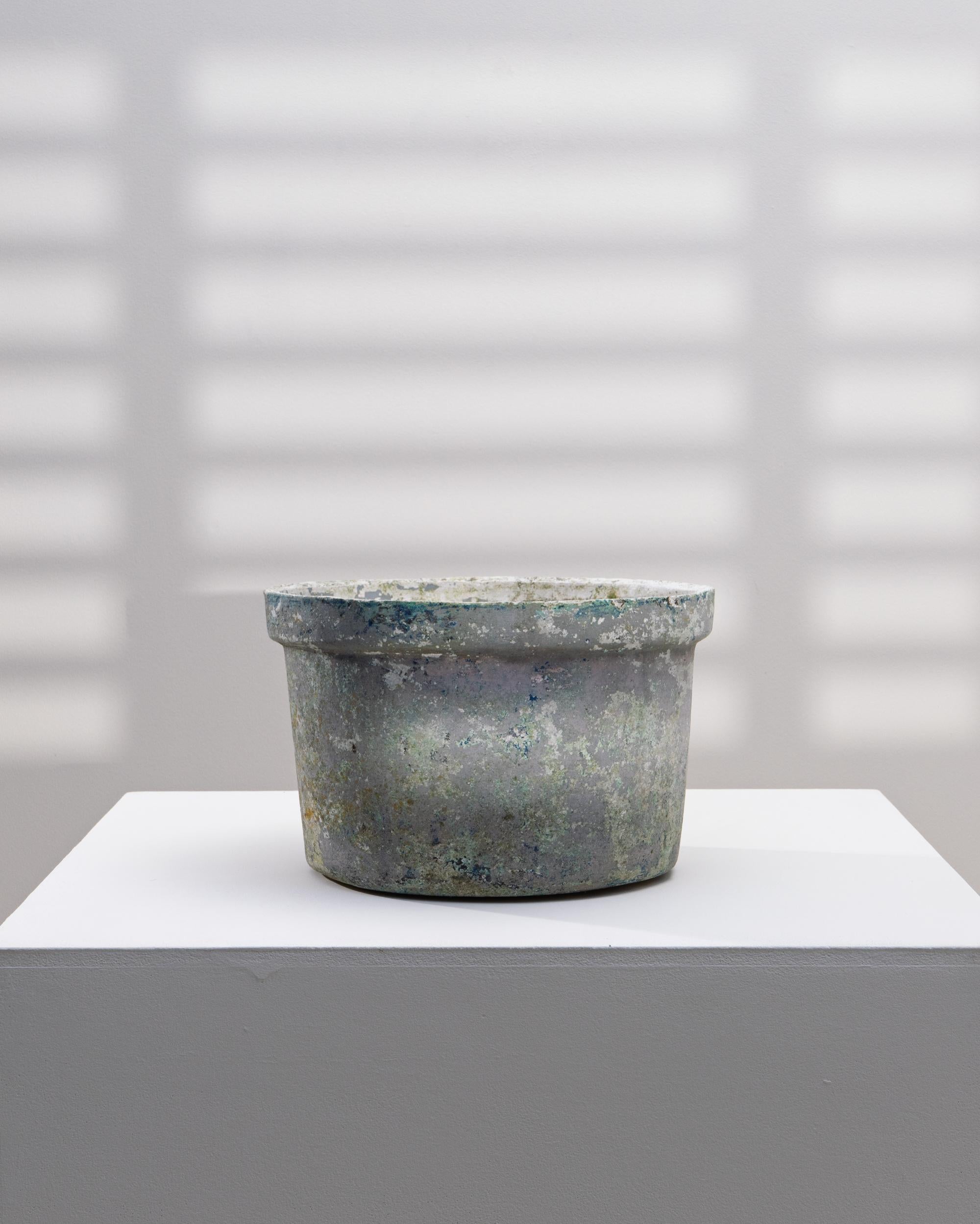 XX secolo 1960s French Concrete Planter in vendita