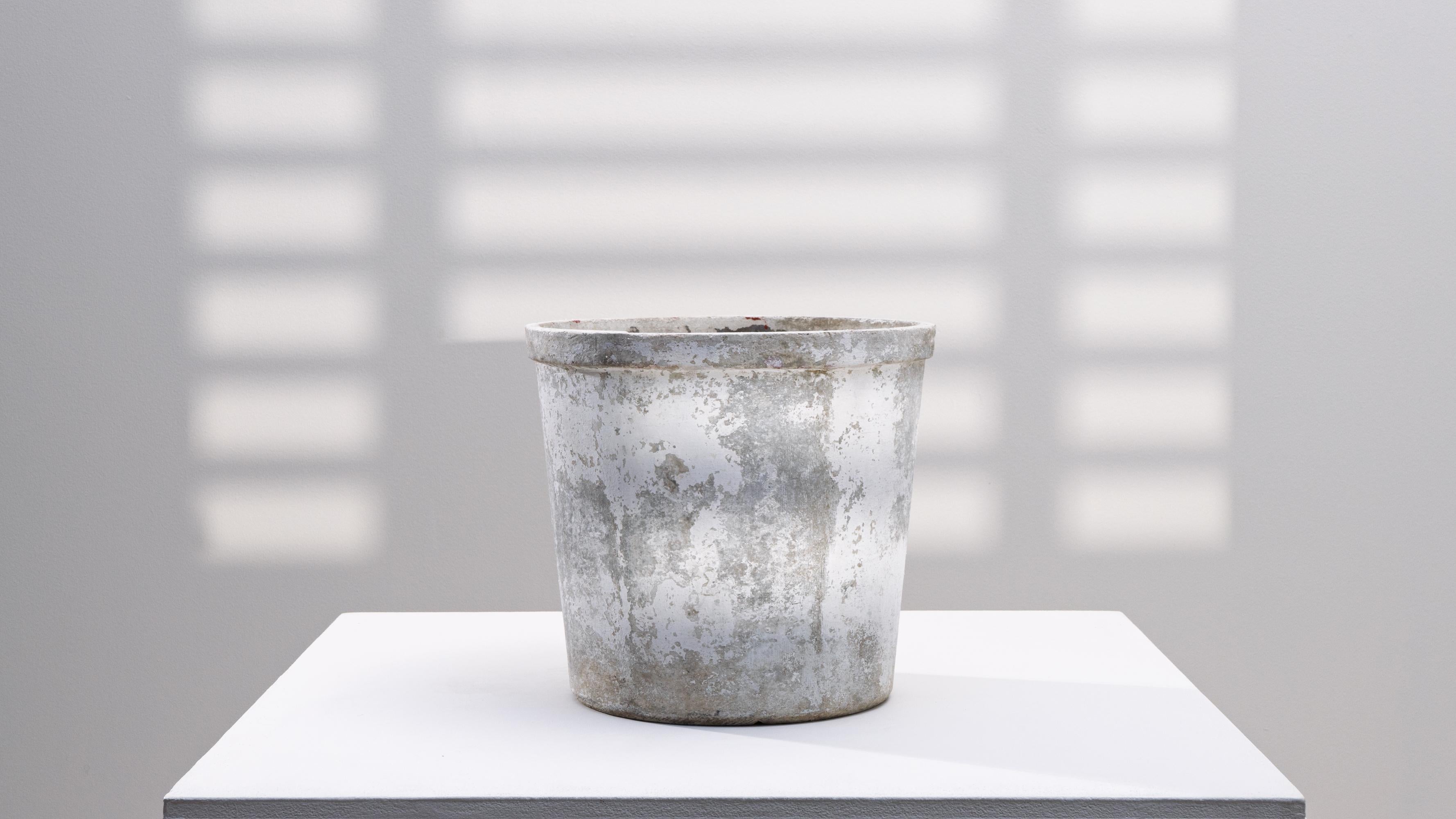 XX secolo 1960s French Concrete Planter in vendita