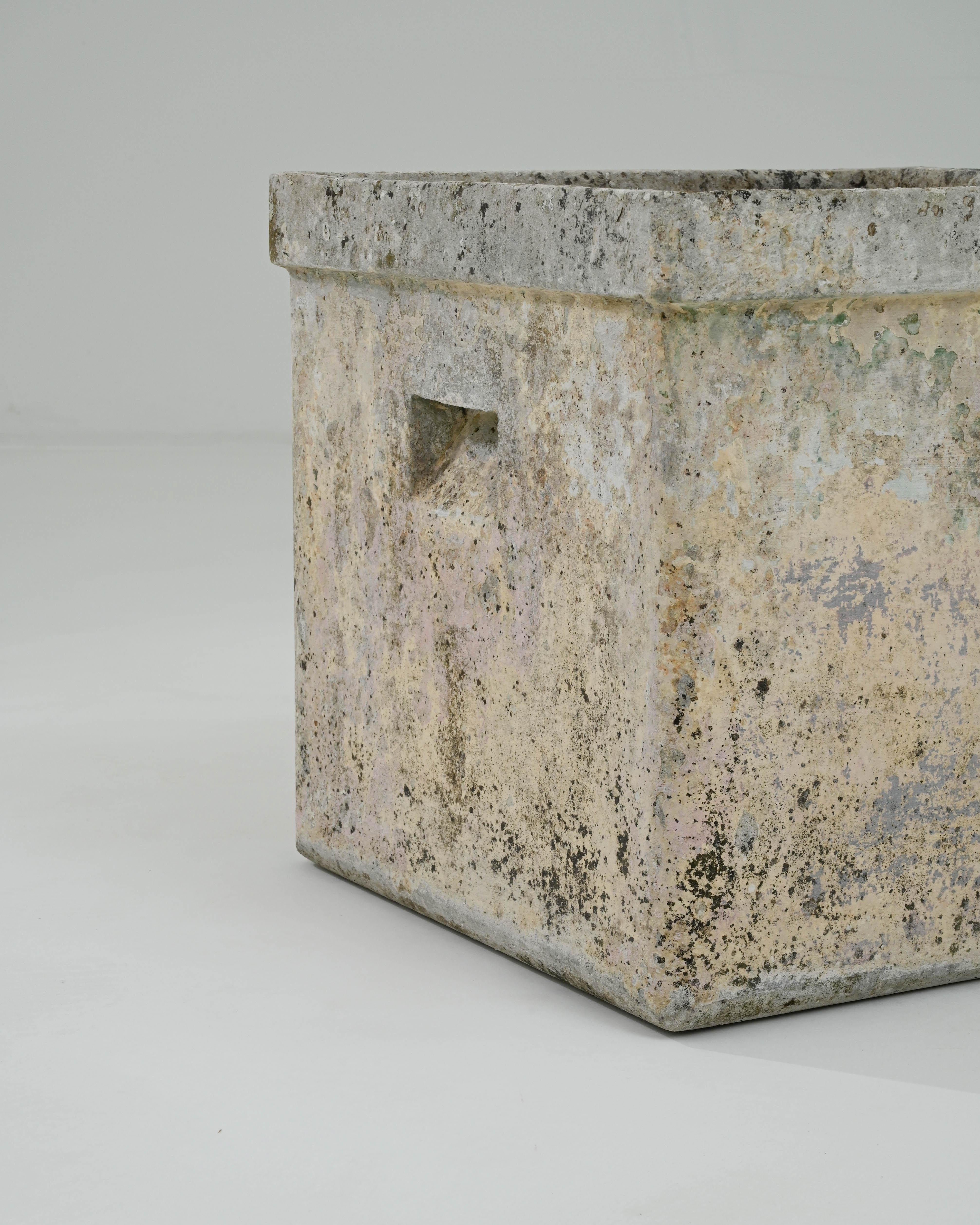 1960s French Concrete Planter For Sale 1