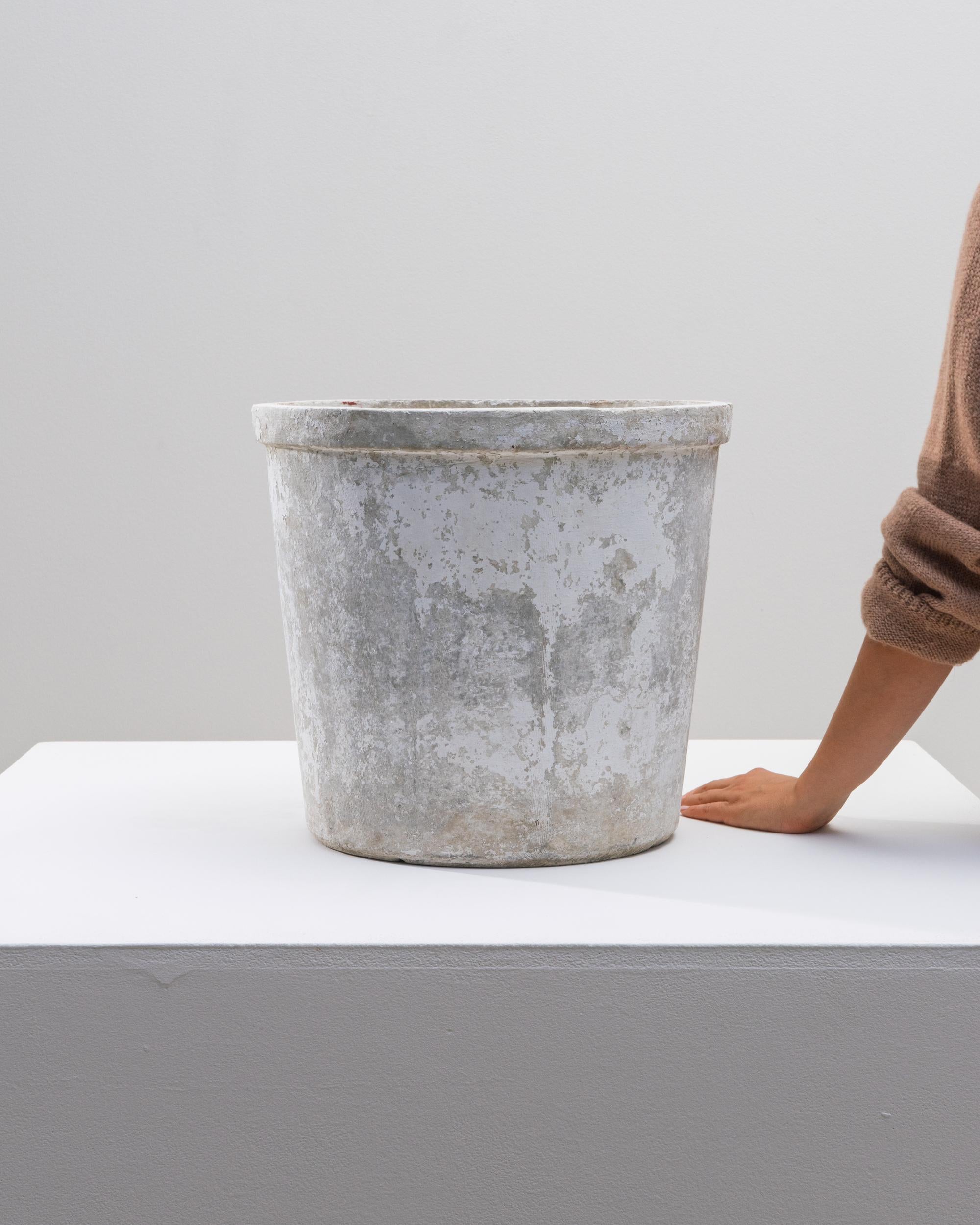 1960s French Concrete Planter in vendita 1