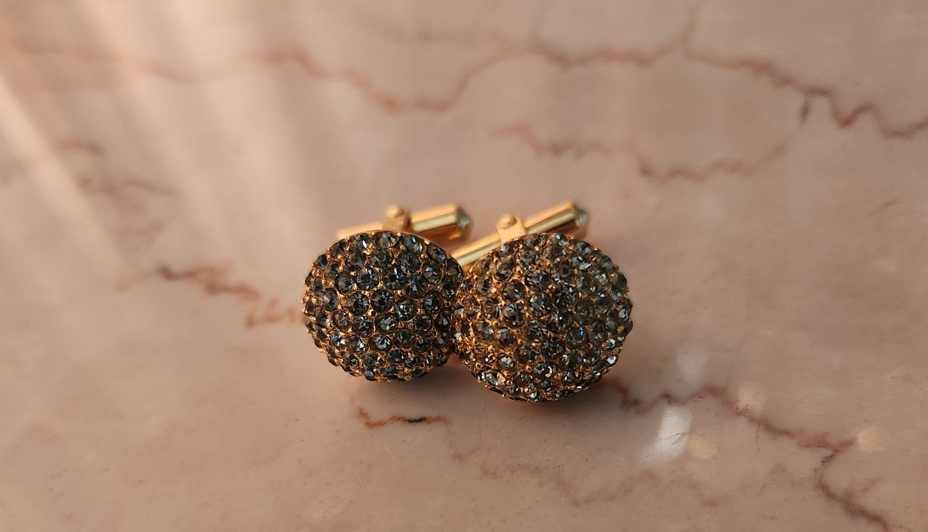 Metallo Gemelli da polso francesi anni '60 Vintage Christian Dior Gold Pavé in vendita