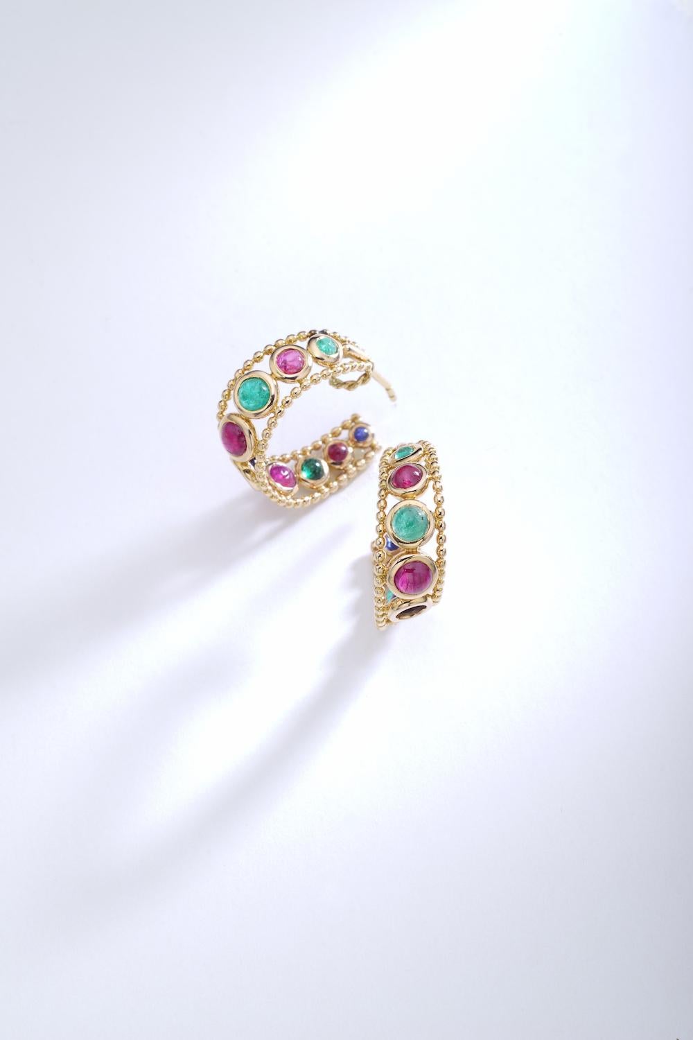 1960s French Emerald Ruby Sapphire Yellow Gold Earrings In Excellent Condition In Geneva, CH