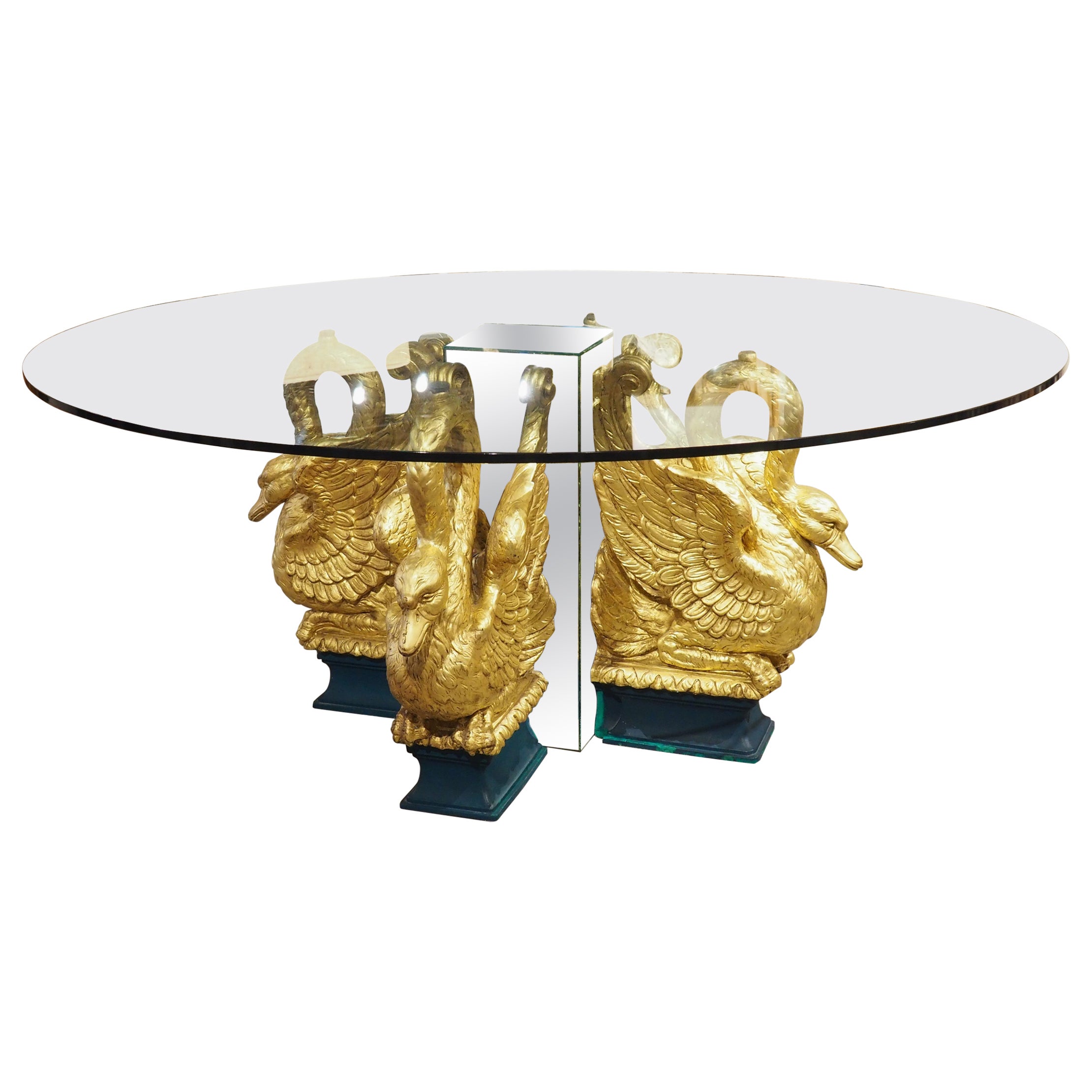 Table de salle à manger ou de centre en verre et cygnes dorés français des années 1960 Coll. Claude Montana en vente