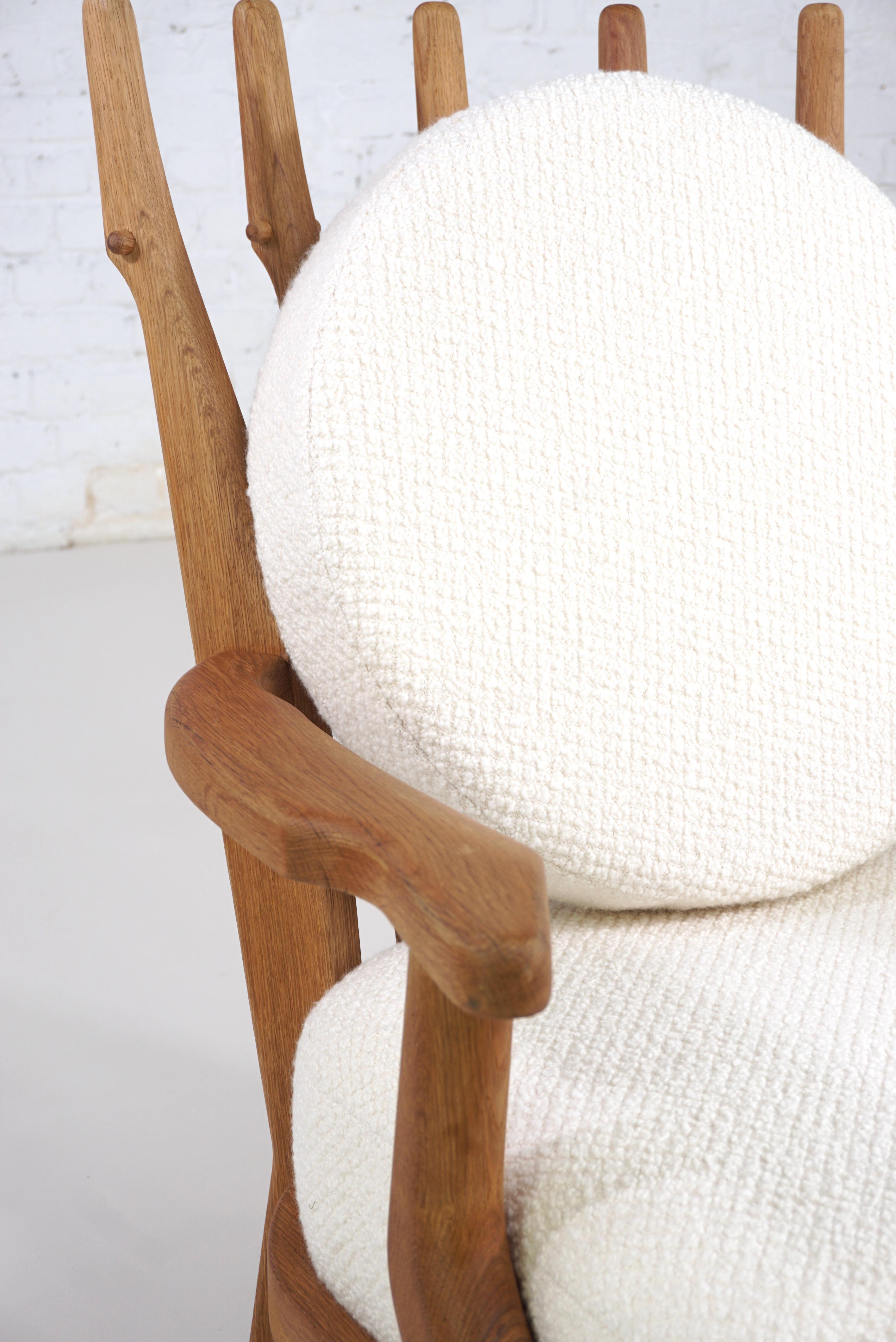 Mid-Century Modern 1960s French Guillerme & Chambron Design Oak and Bouclé Fabric Armchair