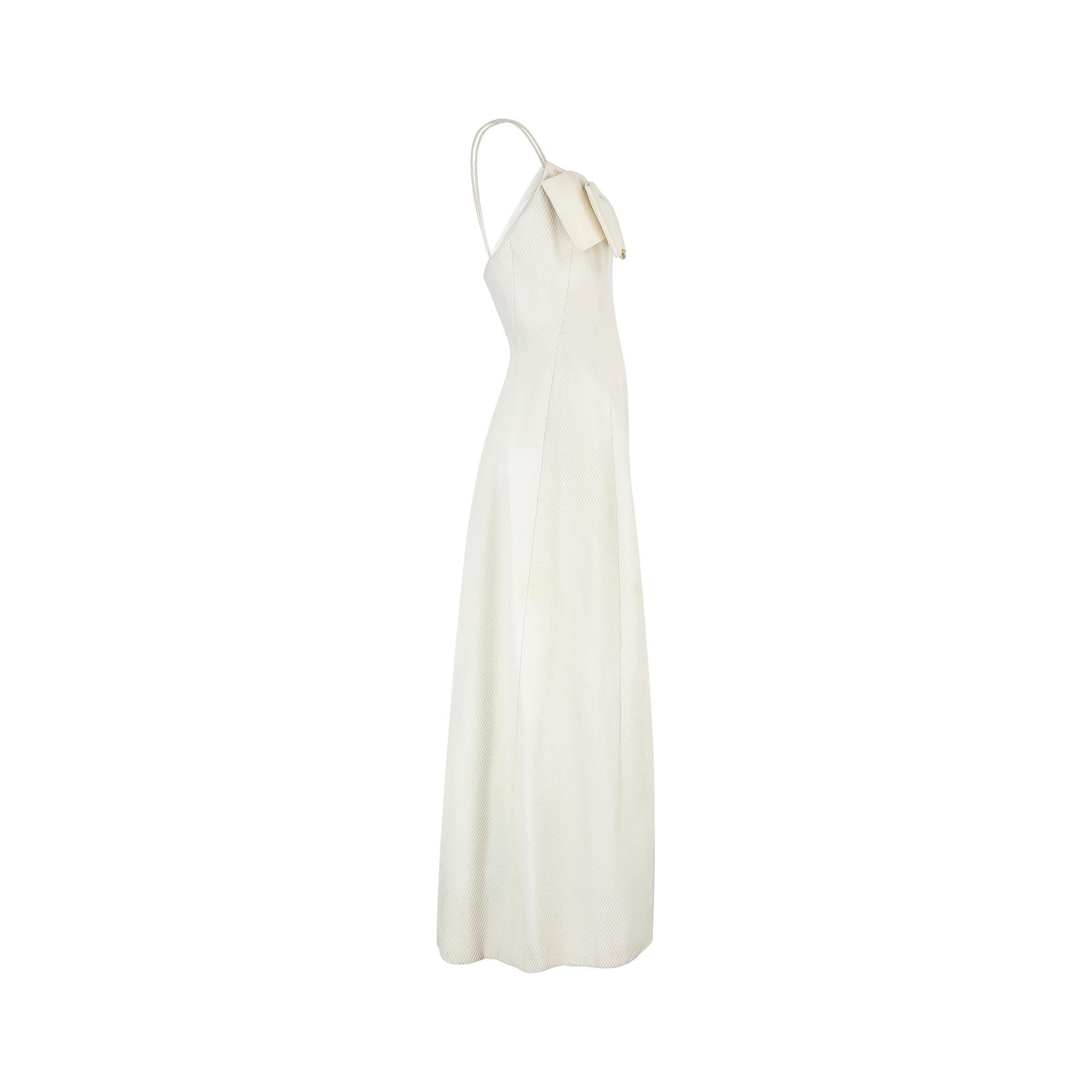 Beige Robe à corsage à nœud crème haute couture française des années 1960 en vente