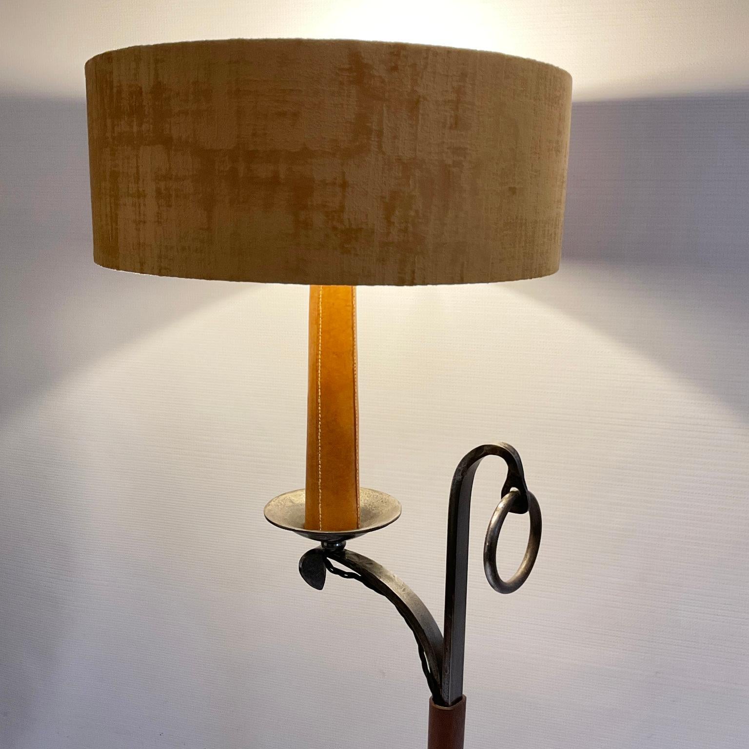 1960s Brutalist Iron Floor Lamp by Jean Pierre Ryckaert for Le Dauphin For Sale 8