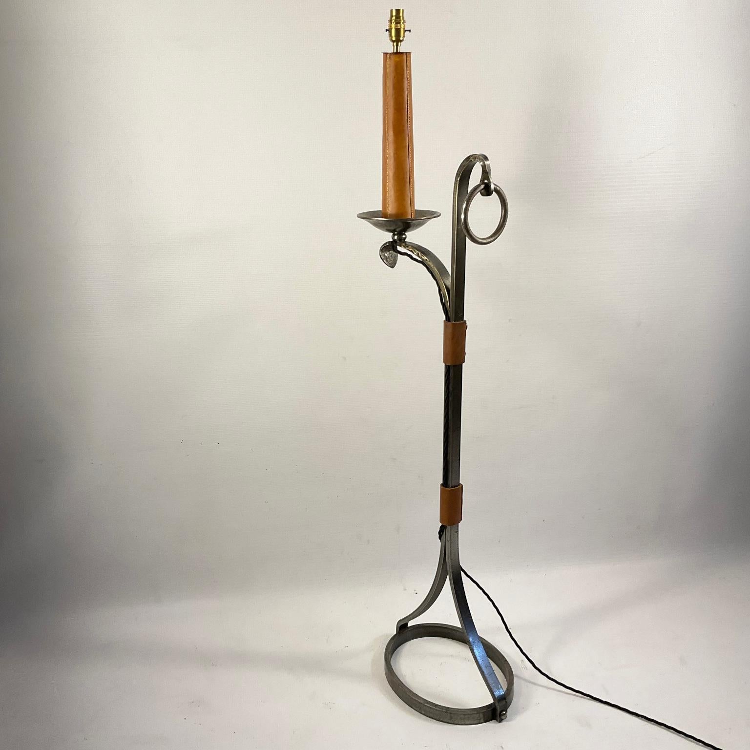 1960s Brutalist Iron Floor Lamp by Jean Pierre Ryckaert for Le Dauphin For Sale 2