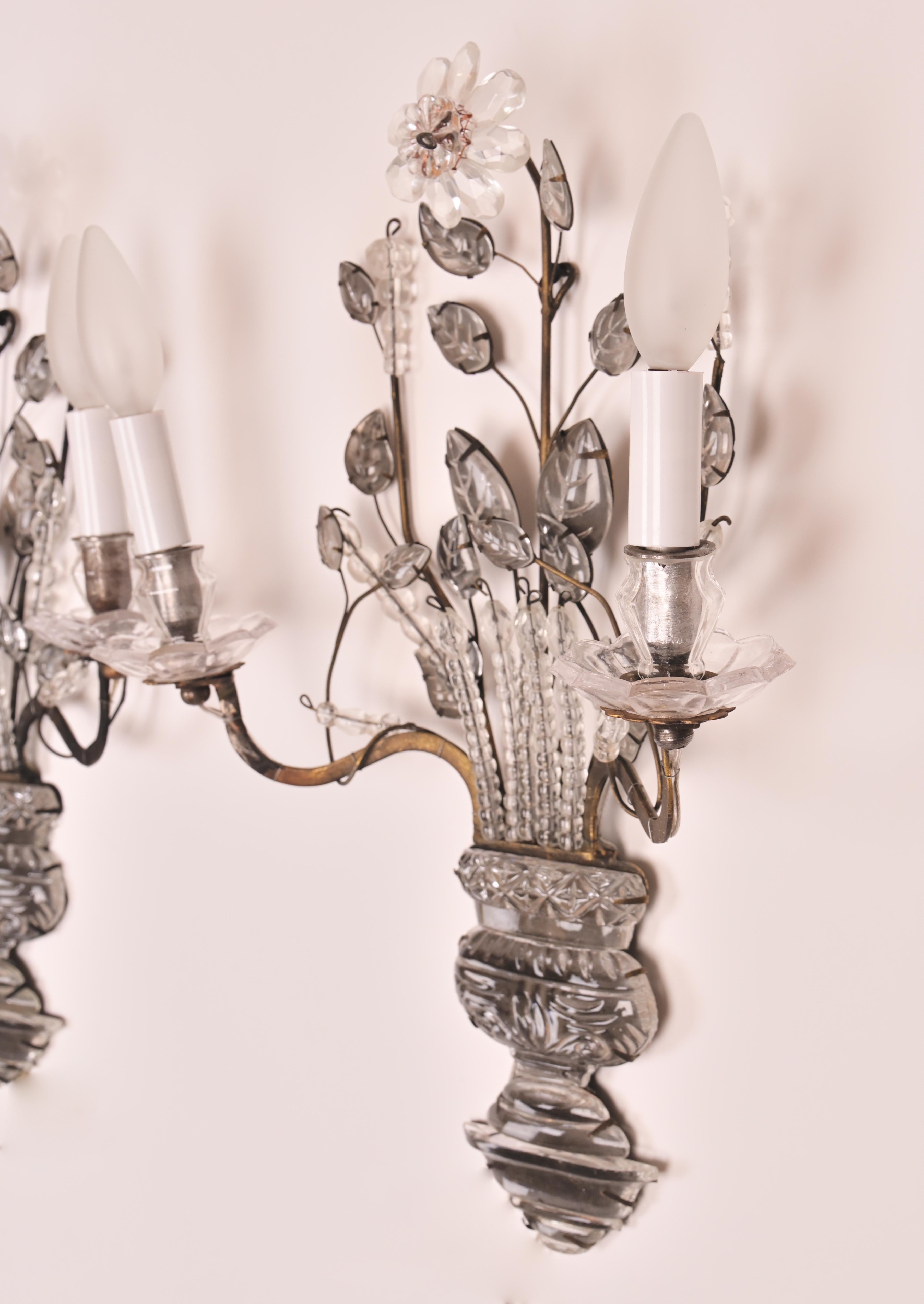 1960s, French Maison Baguès Glass Bouquet Sconces In Good Condition For Sale In New York, NY