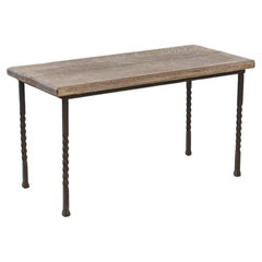 Table basse française des années 1960 avec plateau en chêne blanchi