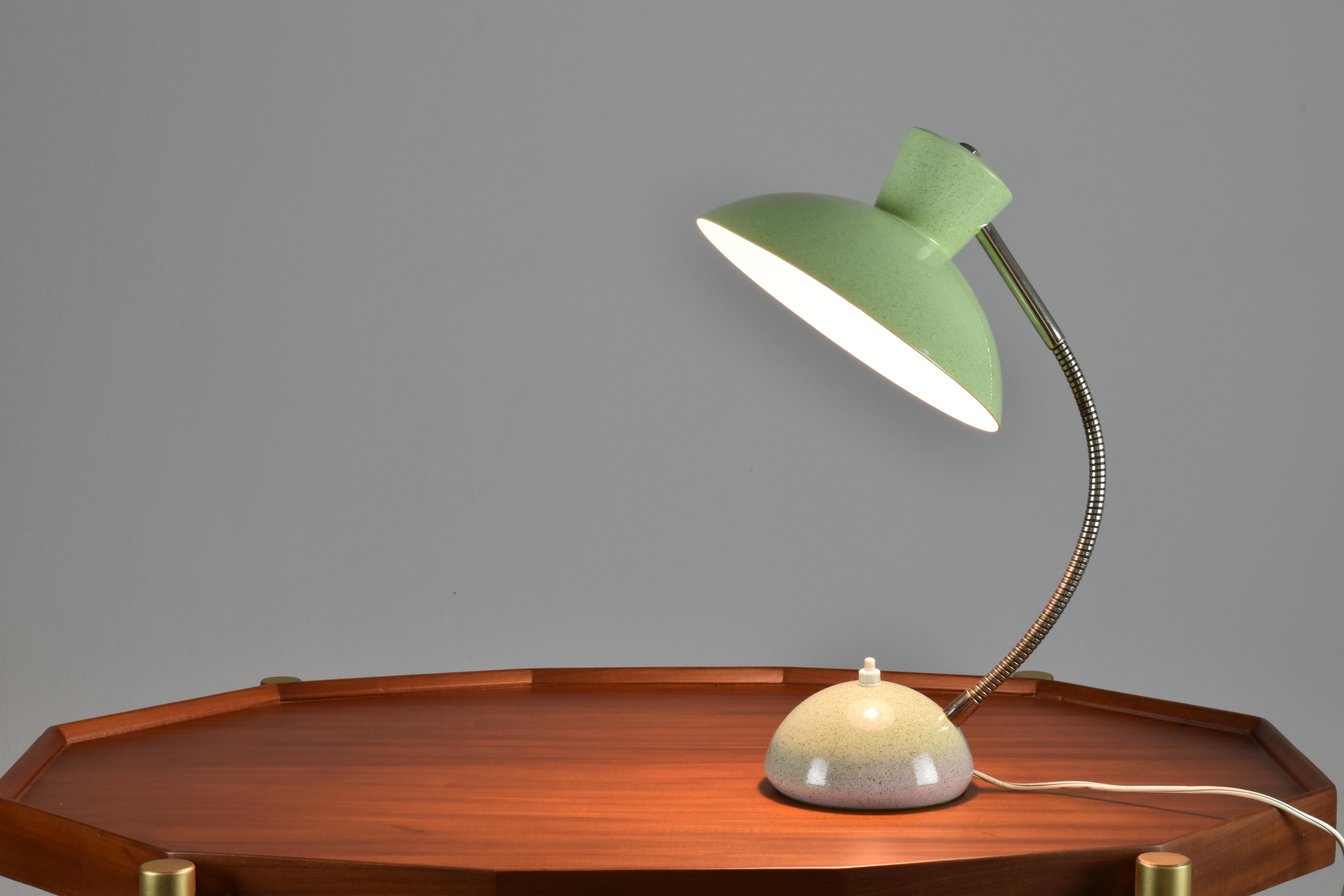 1960's French Mid-Century Desk Lamp For Sale 2
