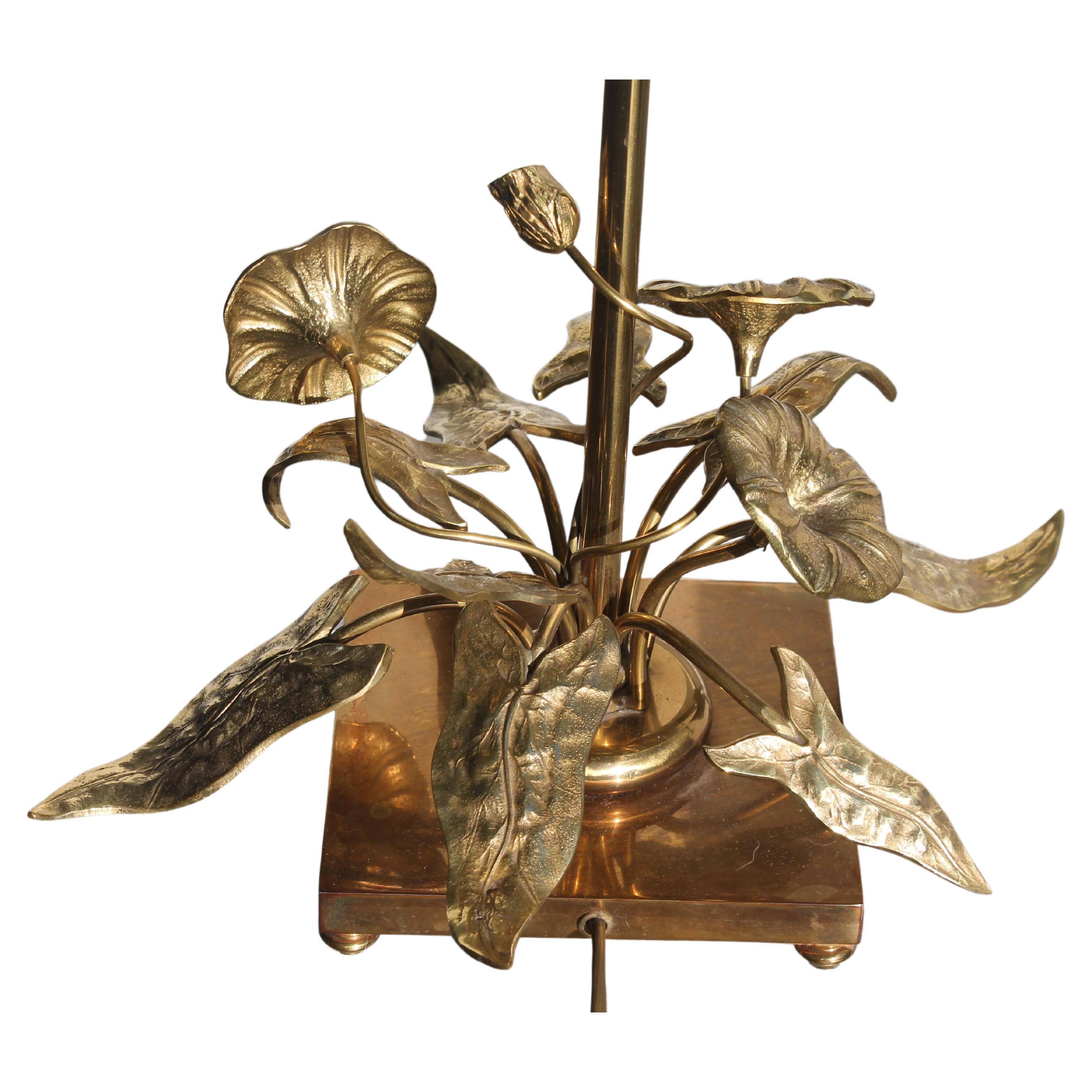 1960s French Mid Century Modern Gilt Bronze FloralTable Lamp att. Maison Charles For Sale