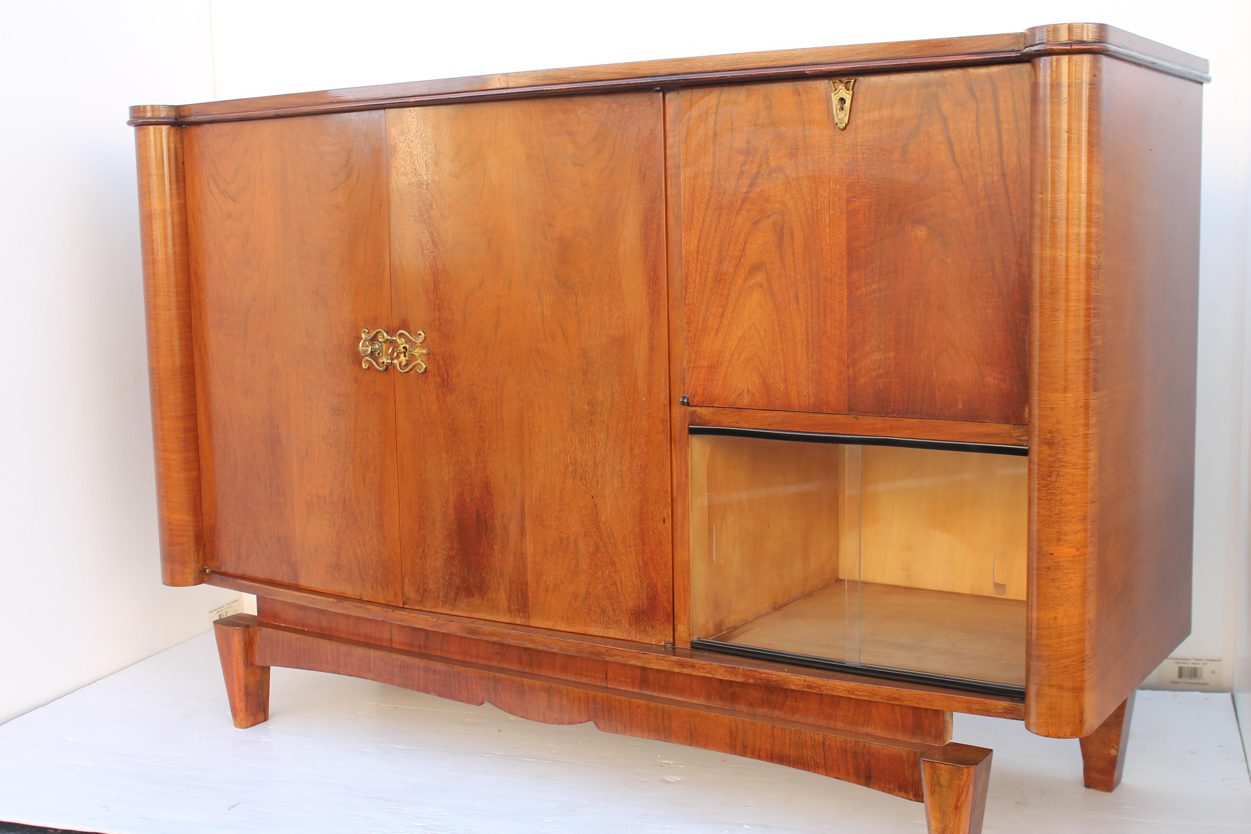 Wood 1960's French Modern - Blonde Toned Buffet/ Sideboard/ Credenza/ Dry Bar For Sale