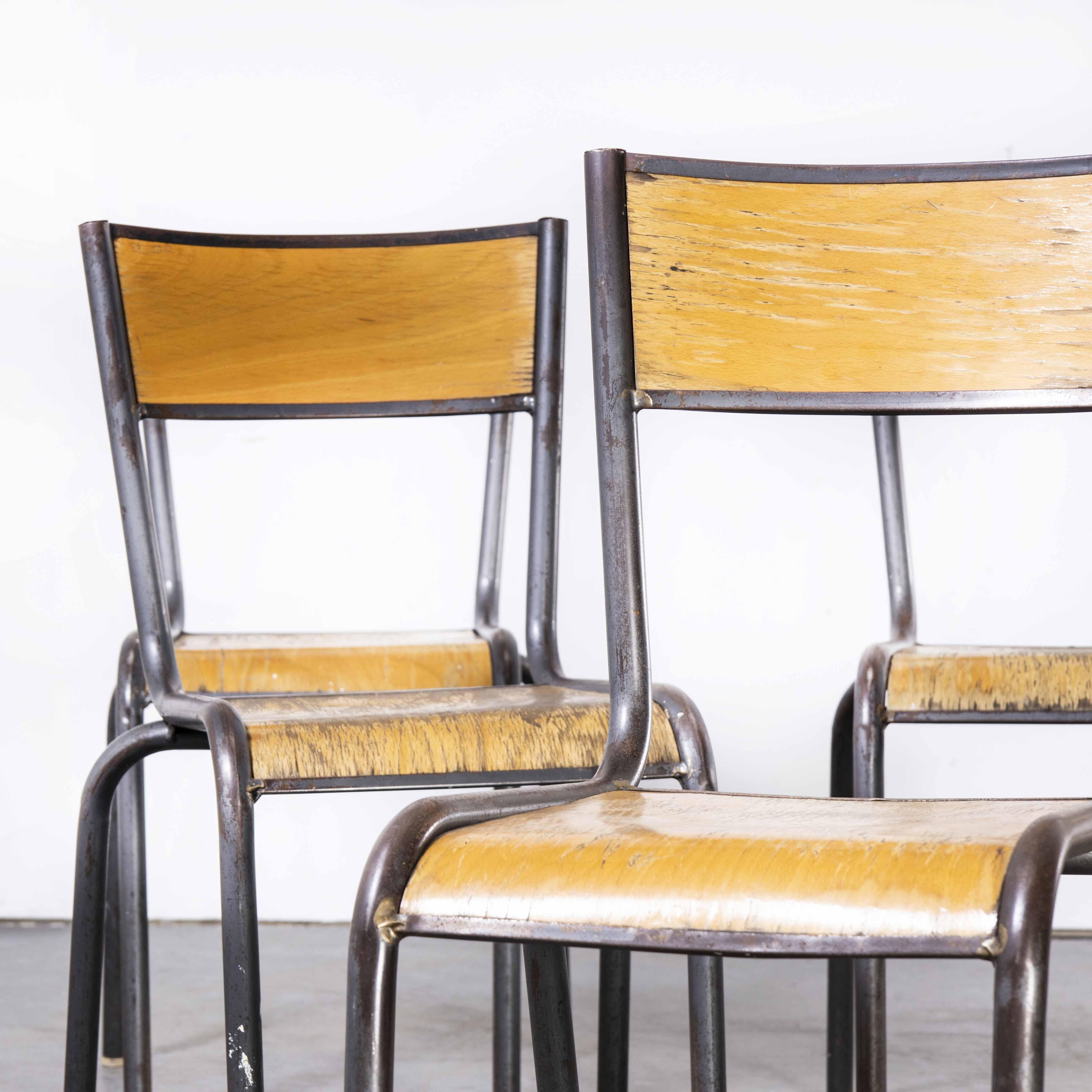 1960's French Mullca Stacking Chair 510, Graphite Frame, Set of Eight For Sale 3